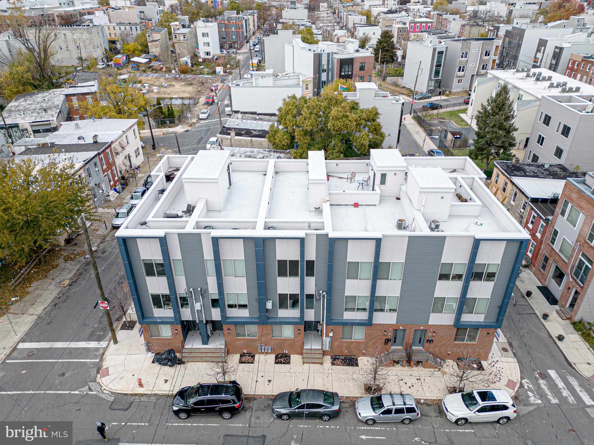 415 W Berks St #2