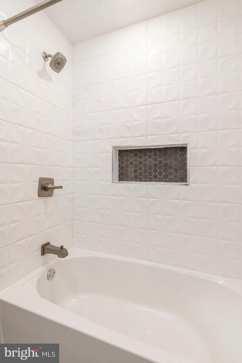 415 W Berks St #2