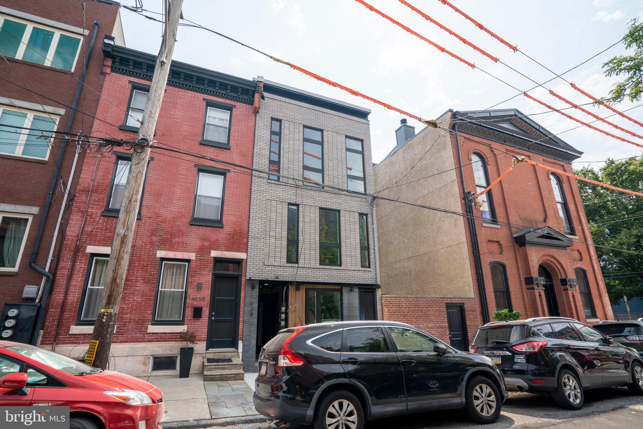 1638 Fitzwater St #Penthouse