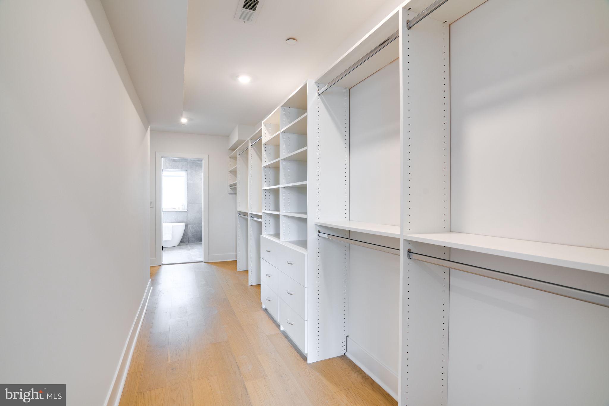 1638 Fitzwater St #Penthouse