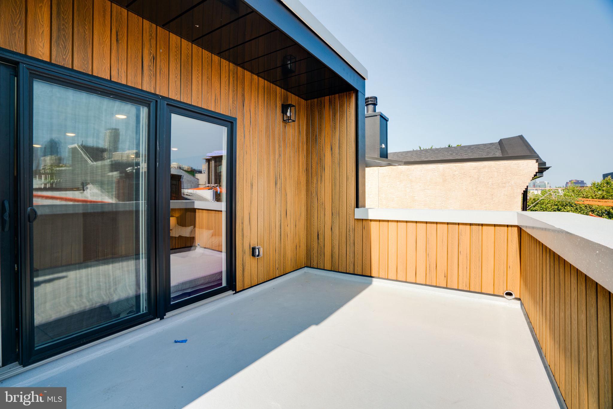 1638 Fitzwater St #Penthouse