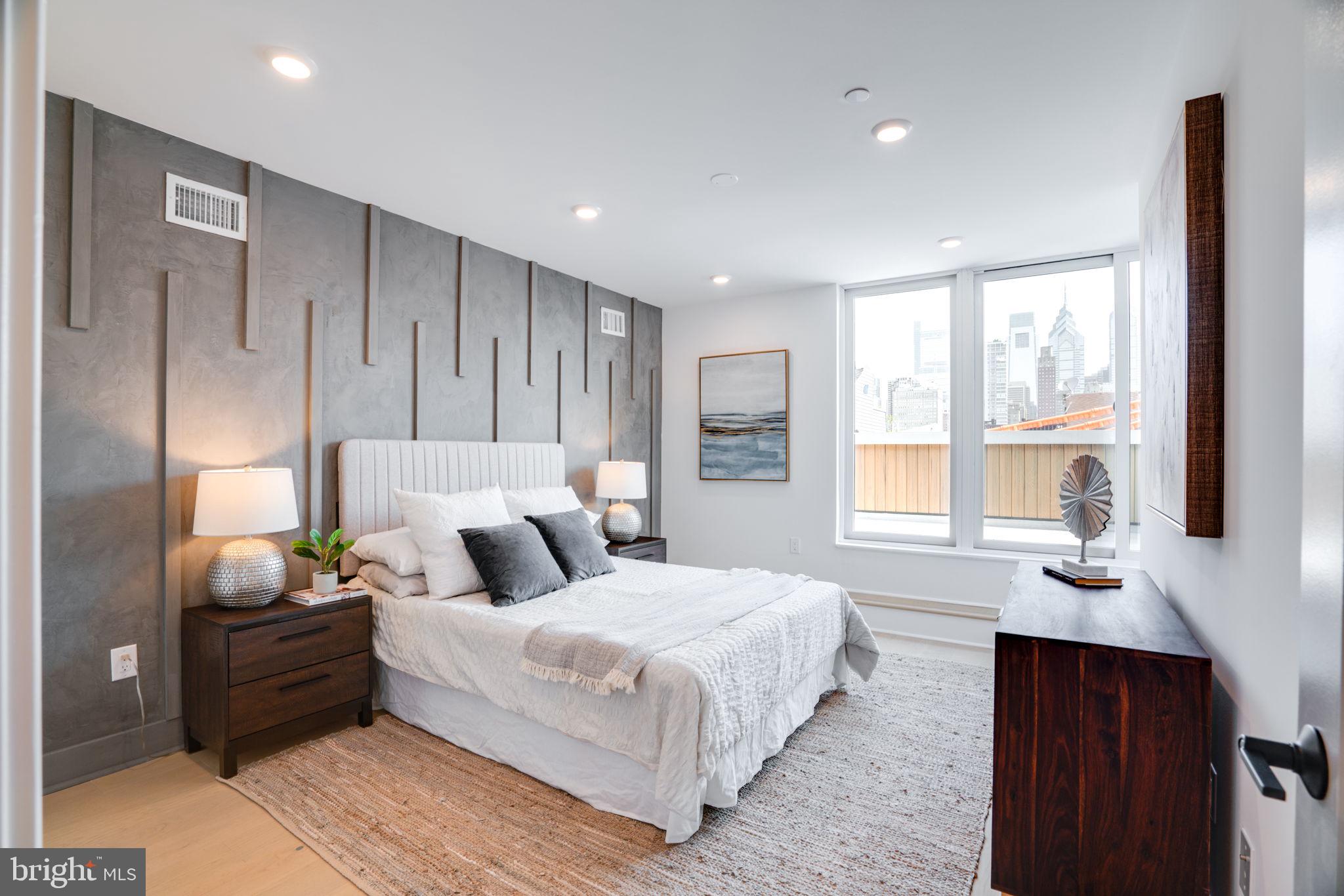 1638 Fitzwater St #Penthouse