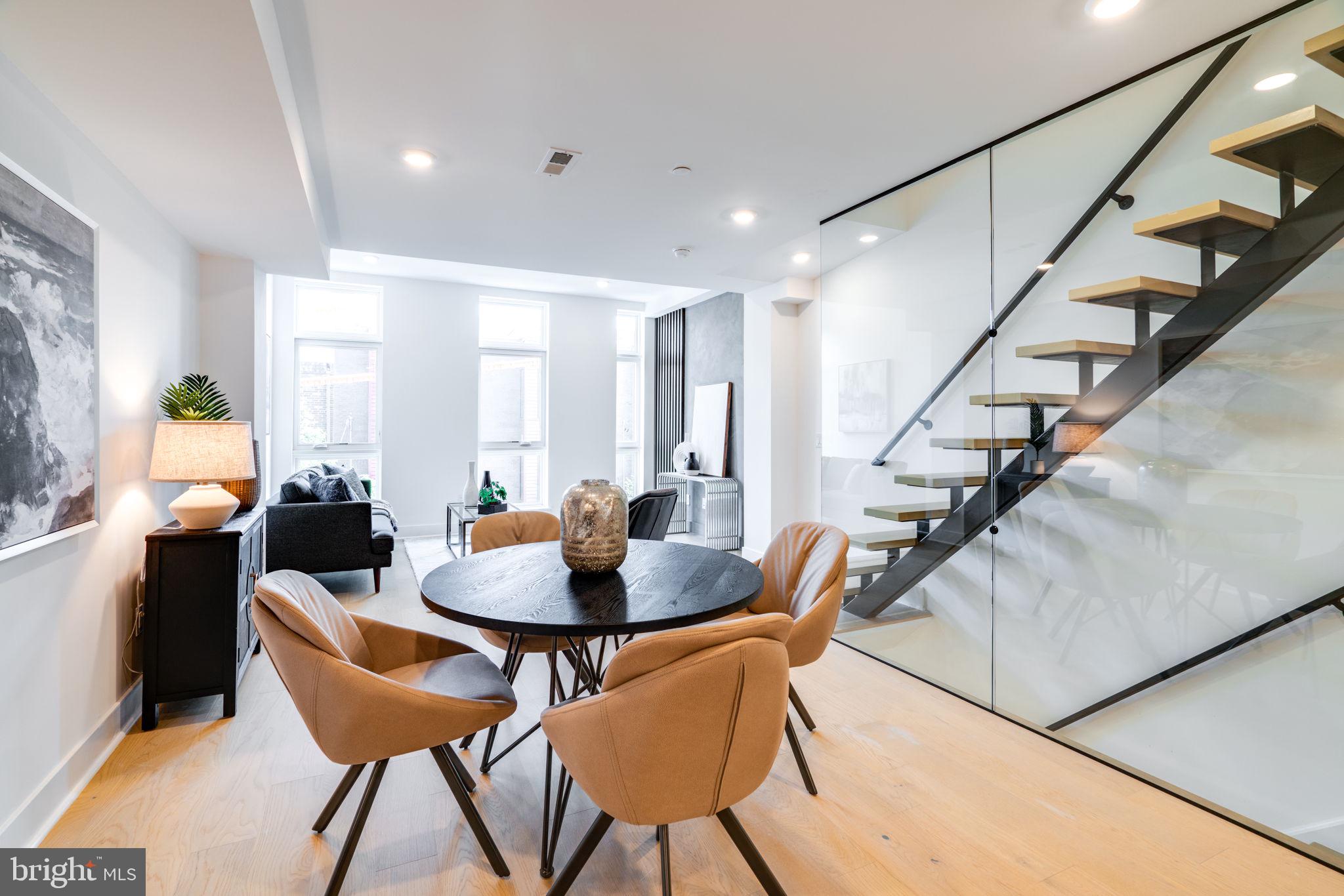 1638 Fitzwater St #Penthouse