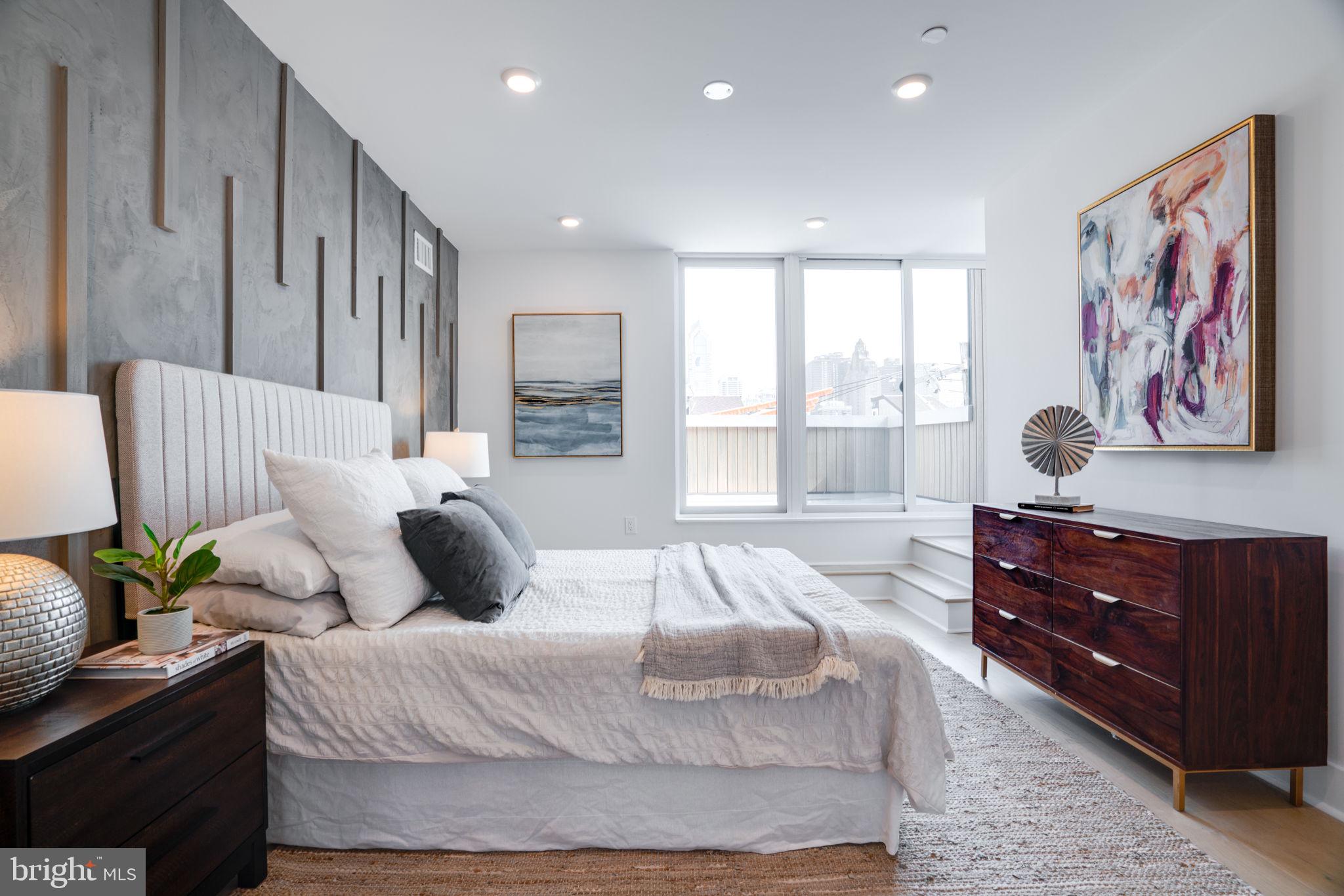 1638 Fitzwater St #Penthouse