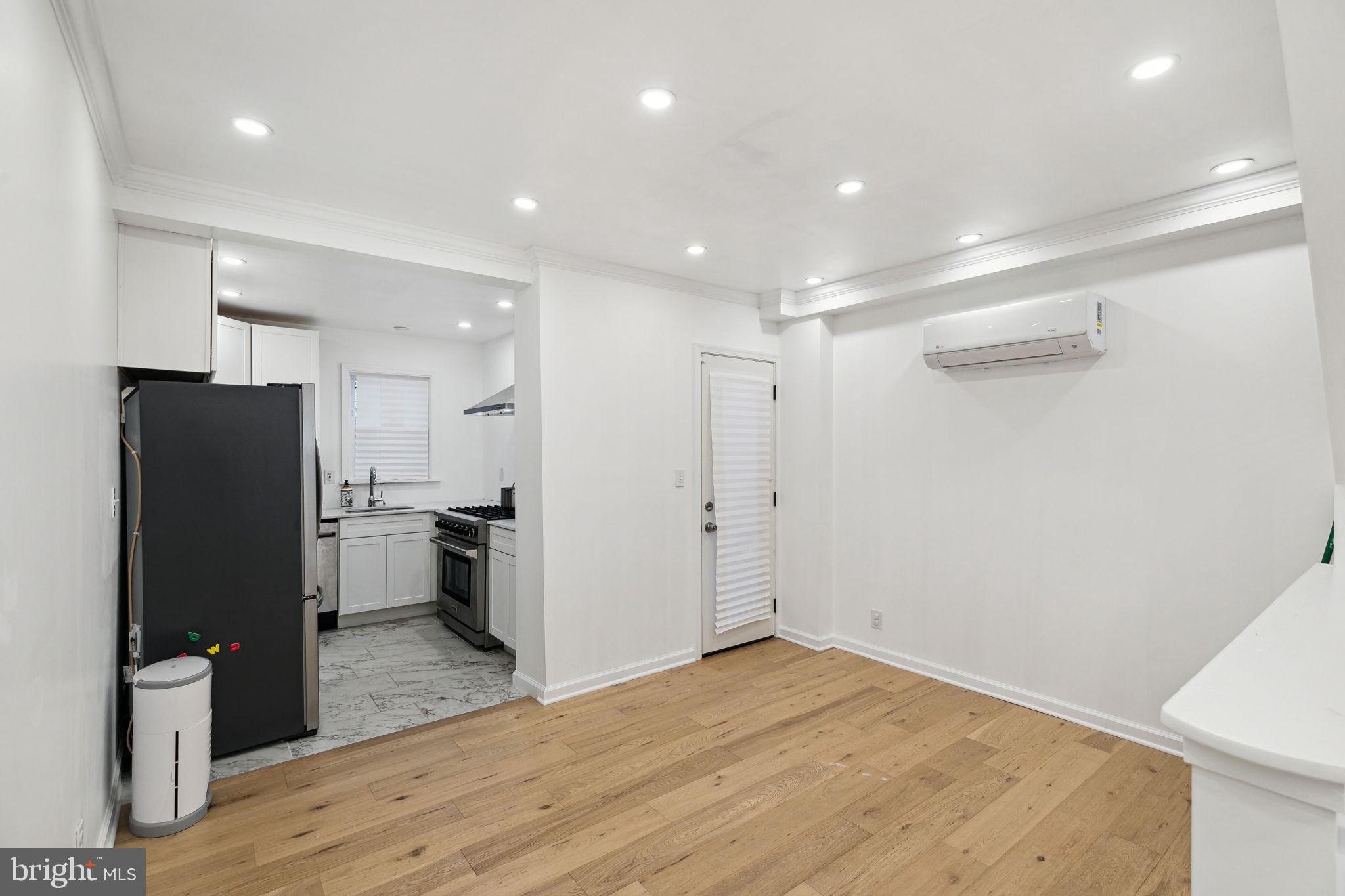 1310 Annin St