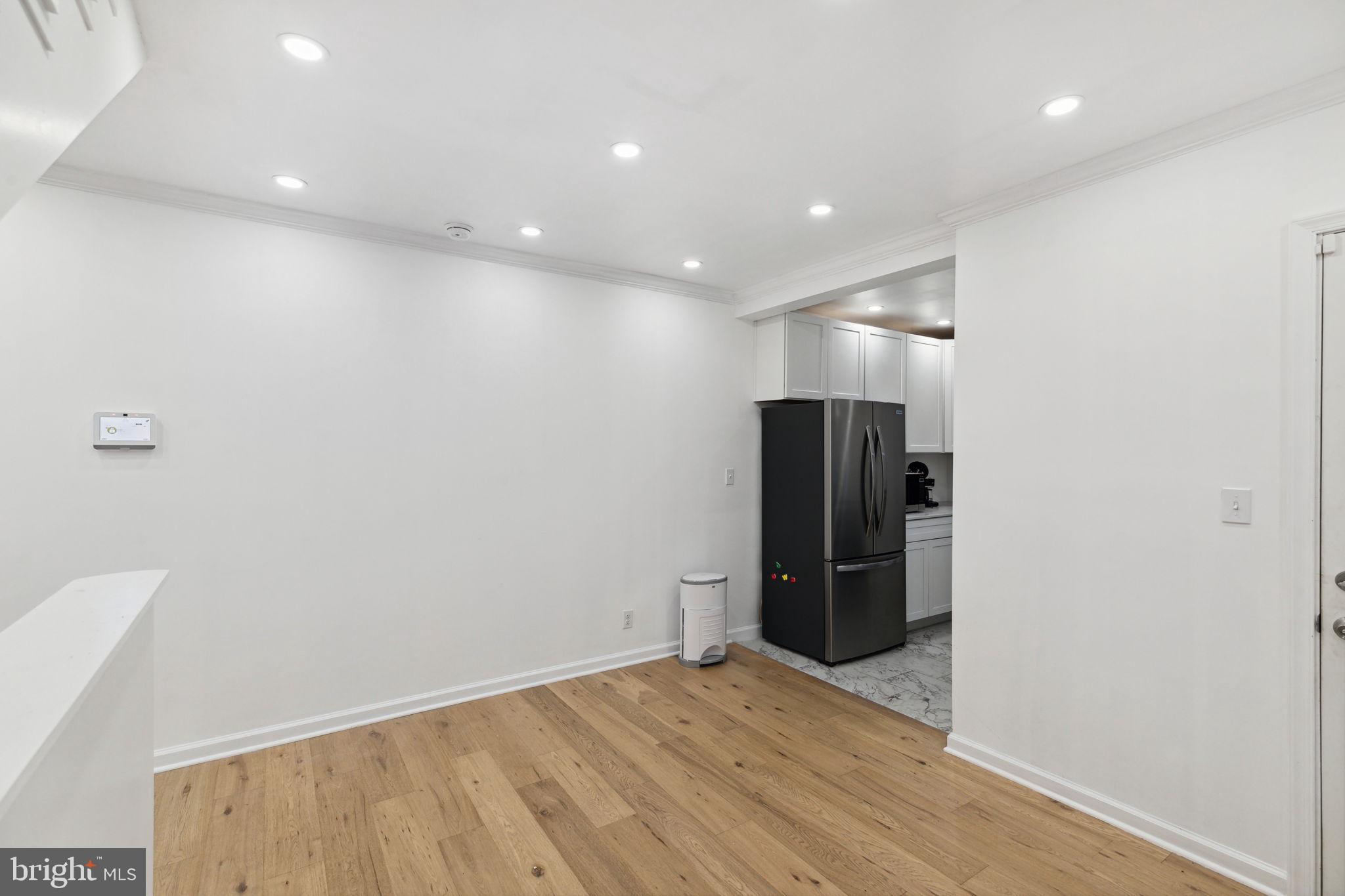 1310 Annin St
