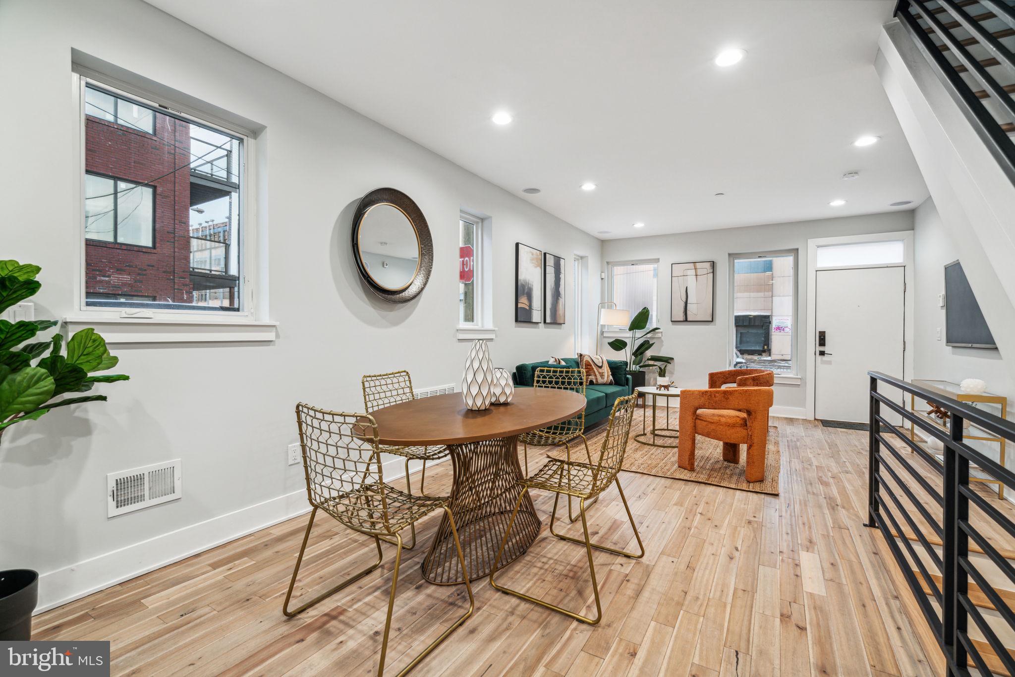 2614 Trenton Ave