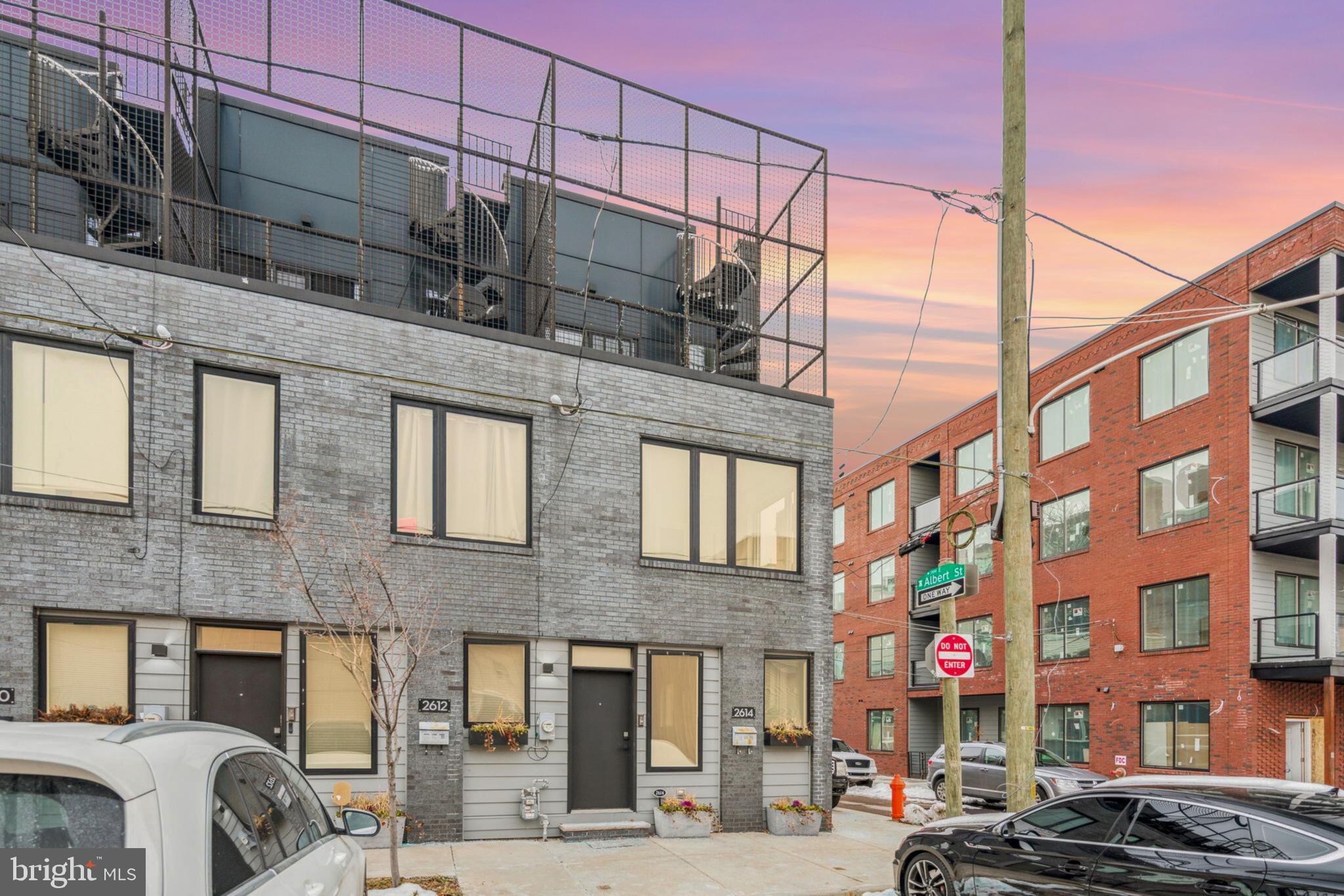 2614 Trenton Ave