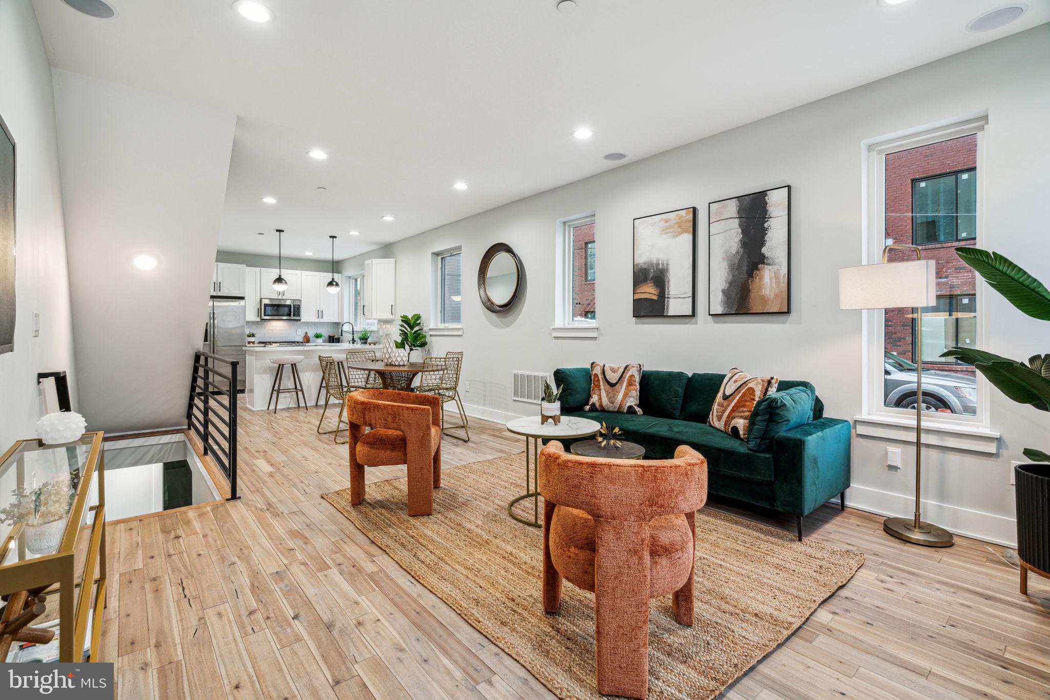 2614 Trenton Ave