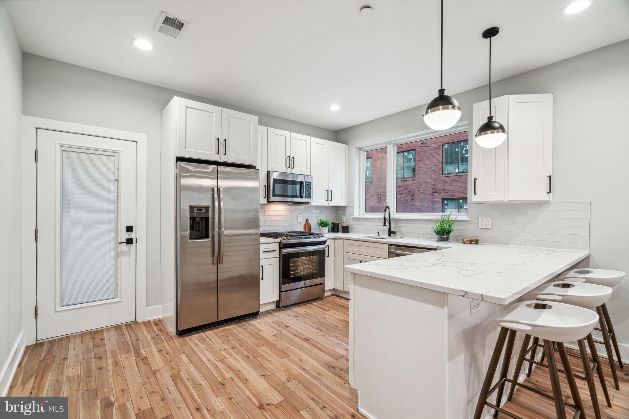 2614 Trenton Ave