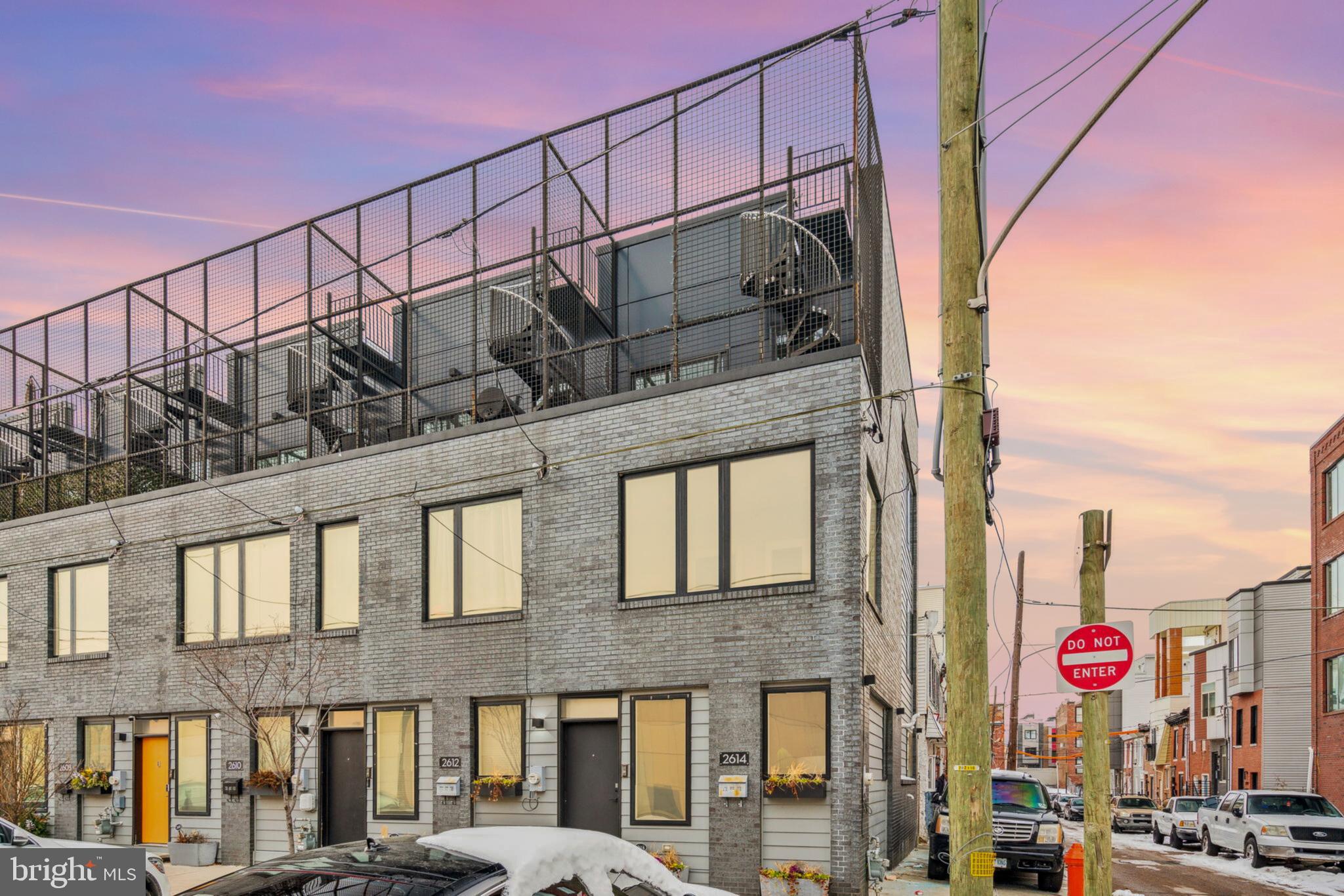 2614 Trenton Ave