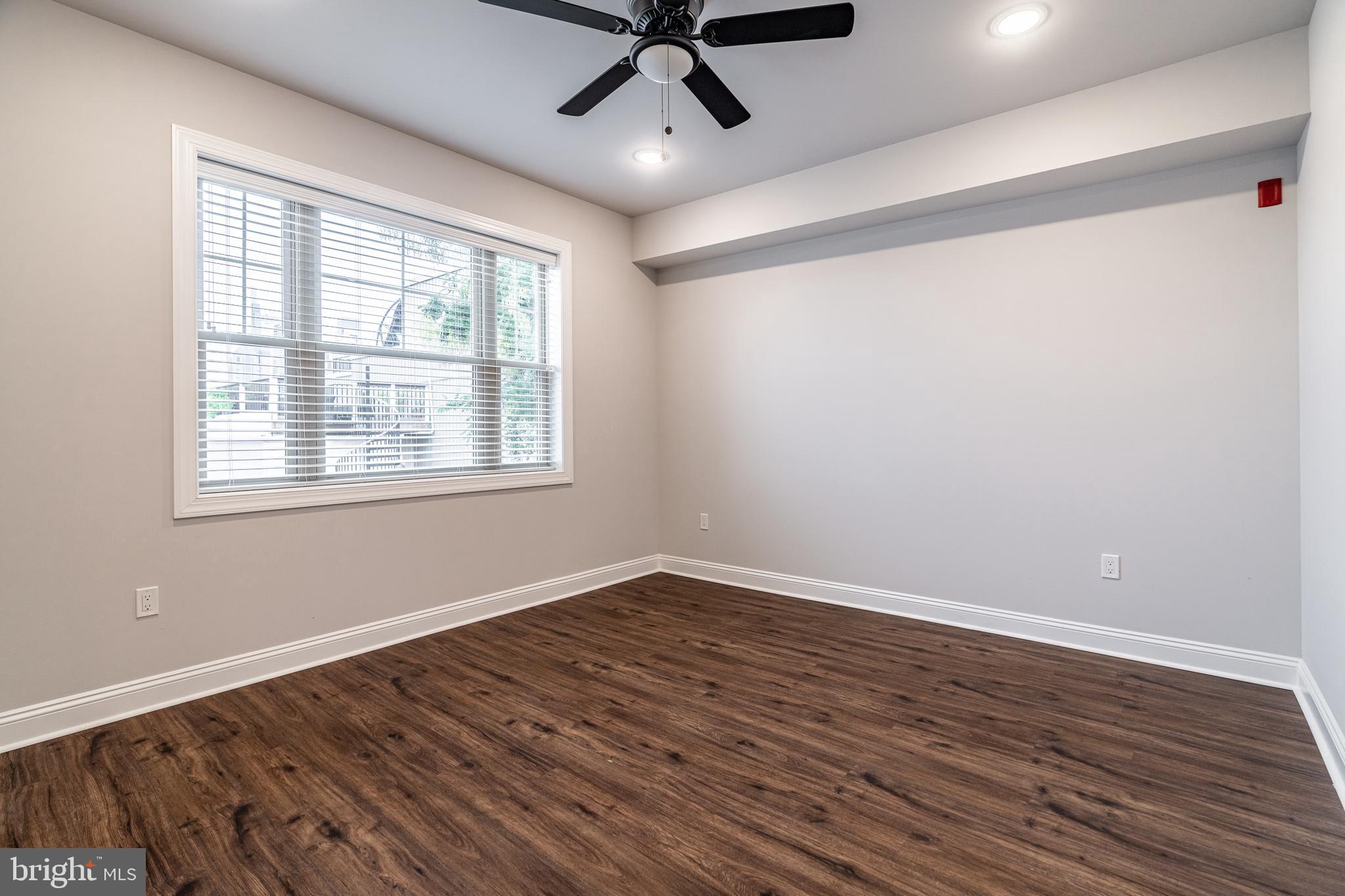 2141 CHRISTIAN ST #3