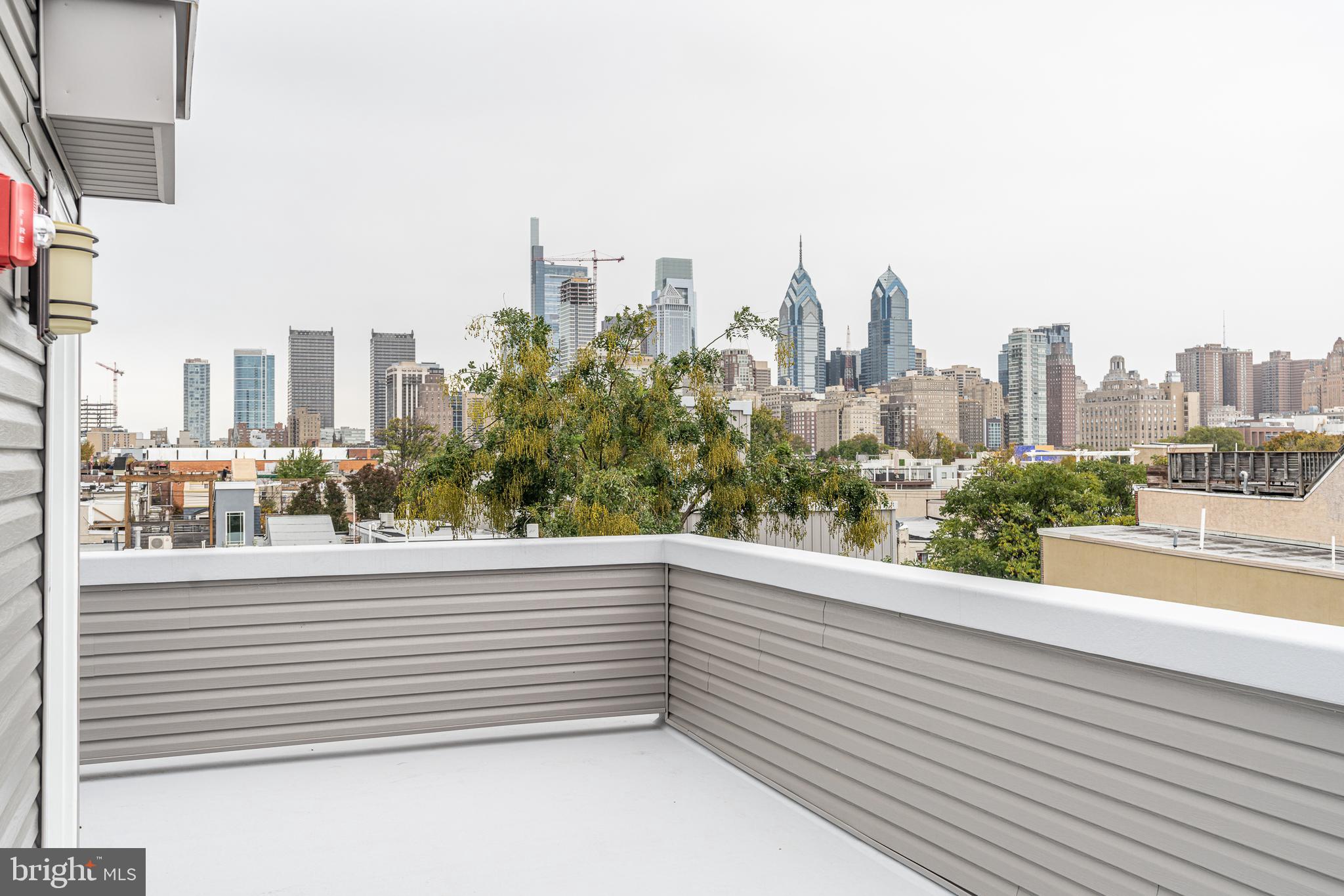 2141 CHRISTIAN ST #3