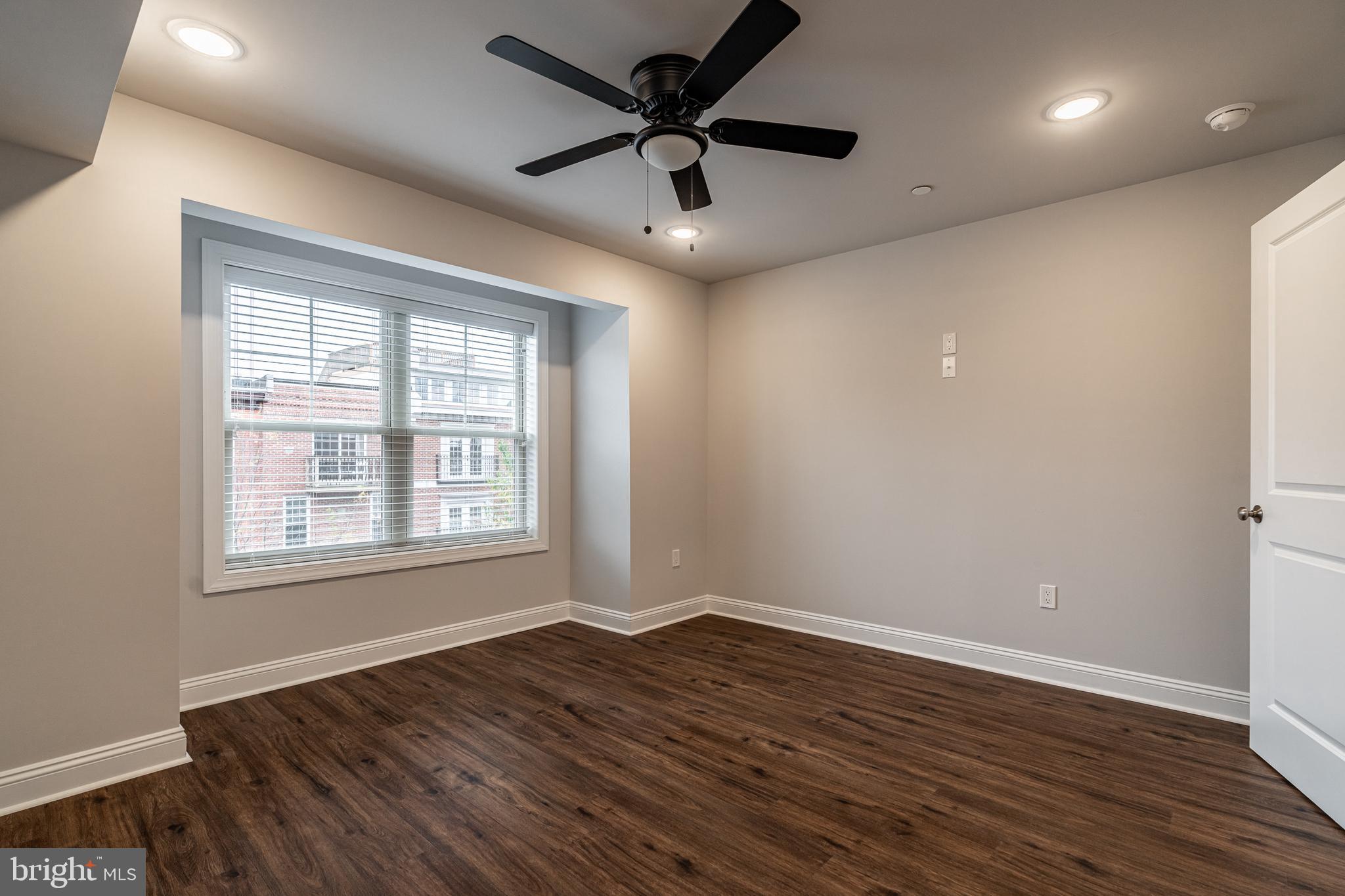 2141 CHRISTIAN ST #3