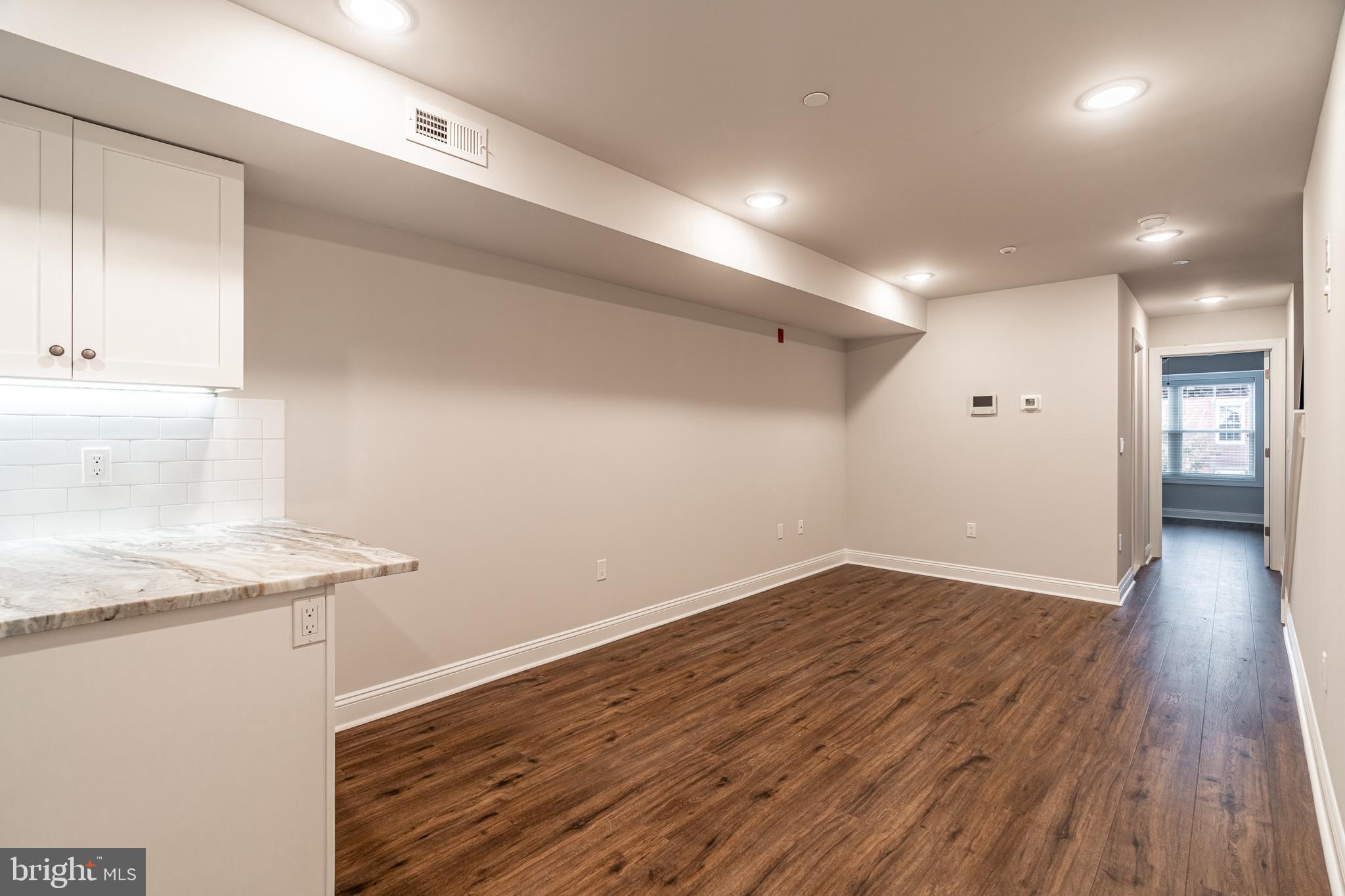 2141 CHRISTIAN ST #3