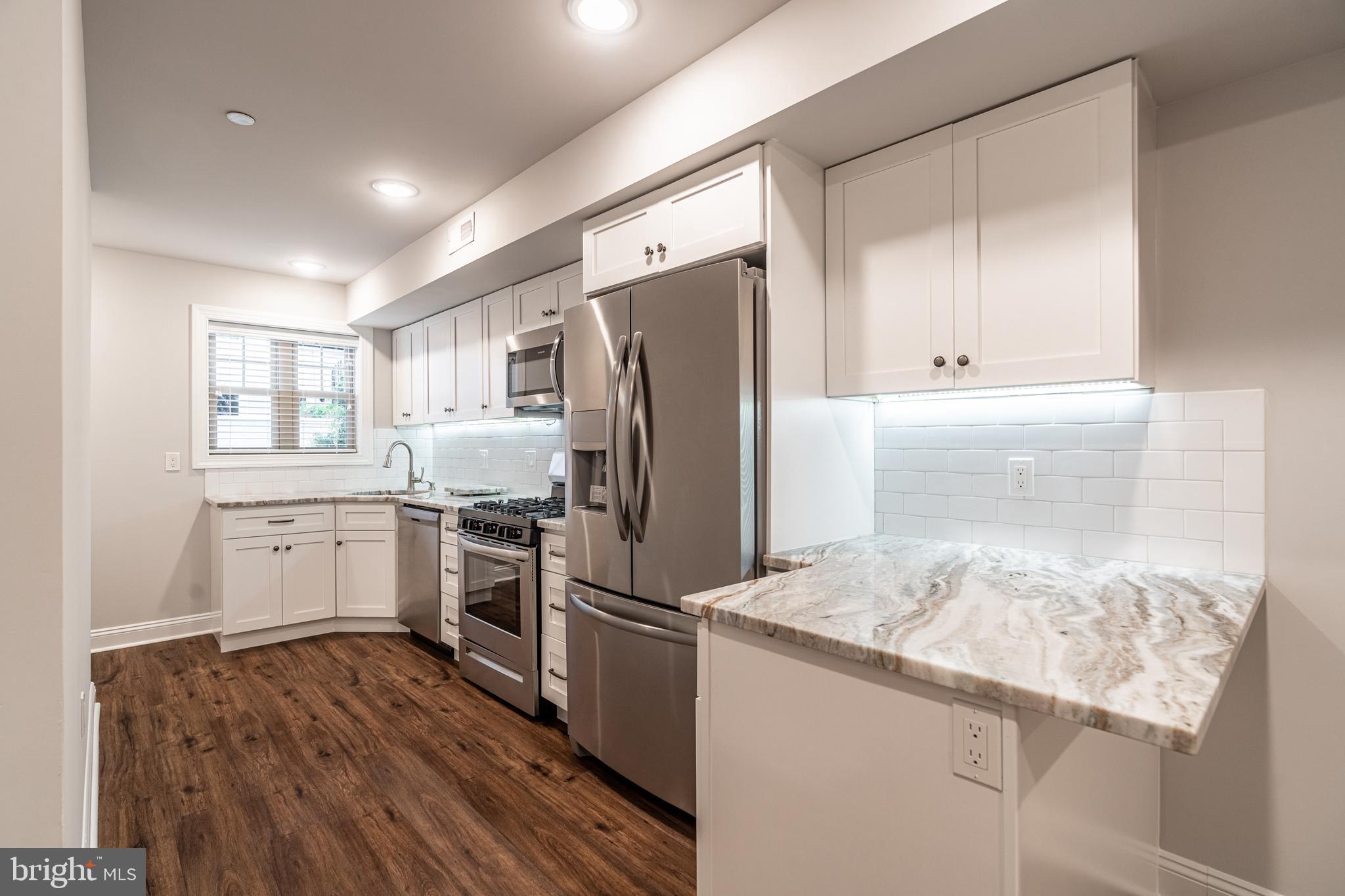 2141 CHRISTIAN ST #3