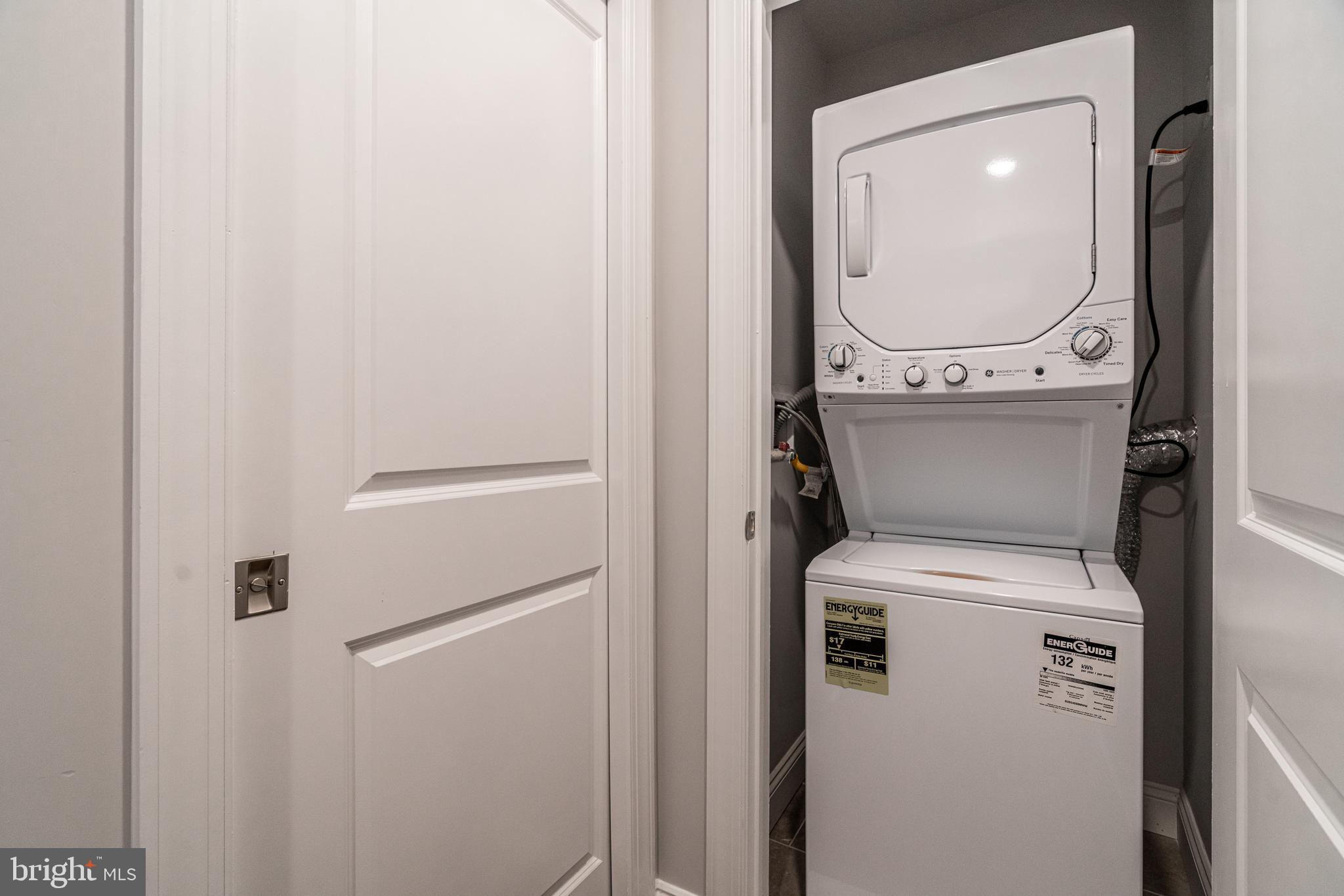 2141 CHRISTIAN ST #3