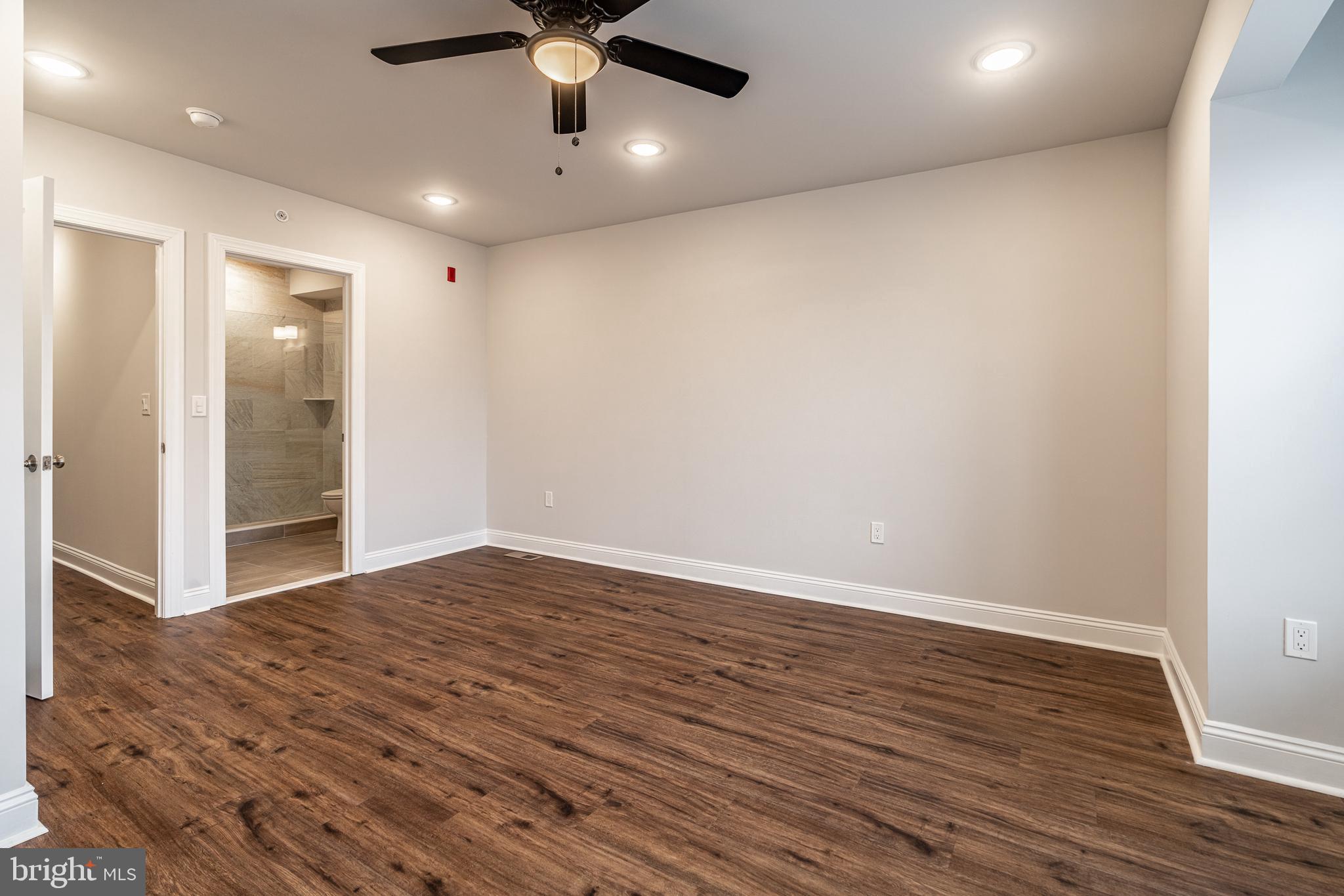 2141 CHRISTIAN ST #3