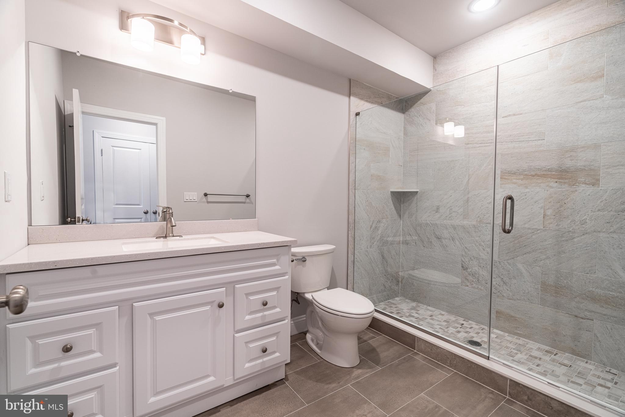 2141 CHRISTIAN ST #3