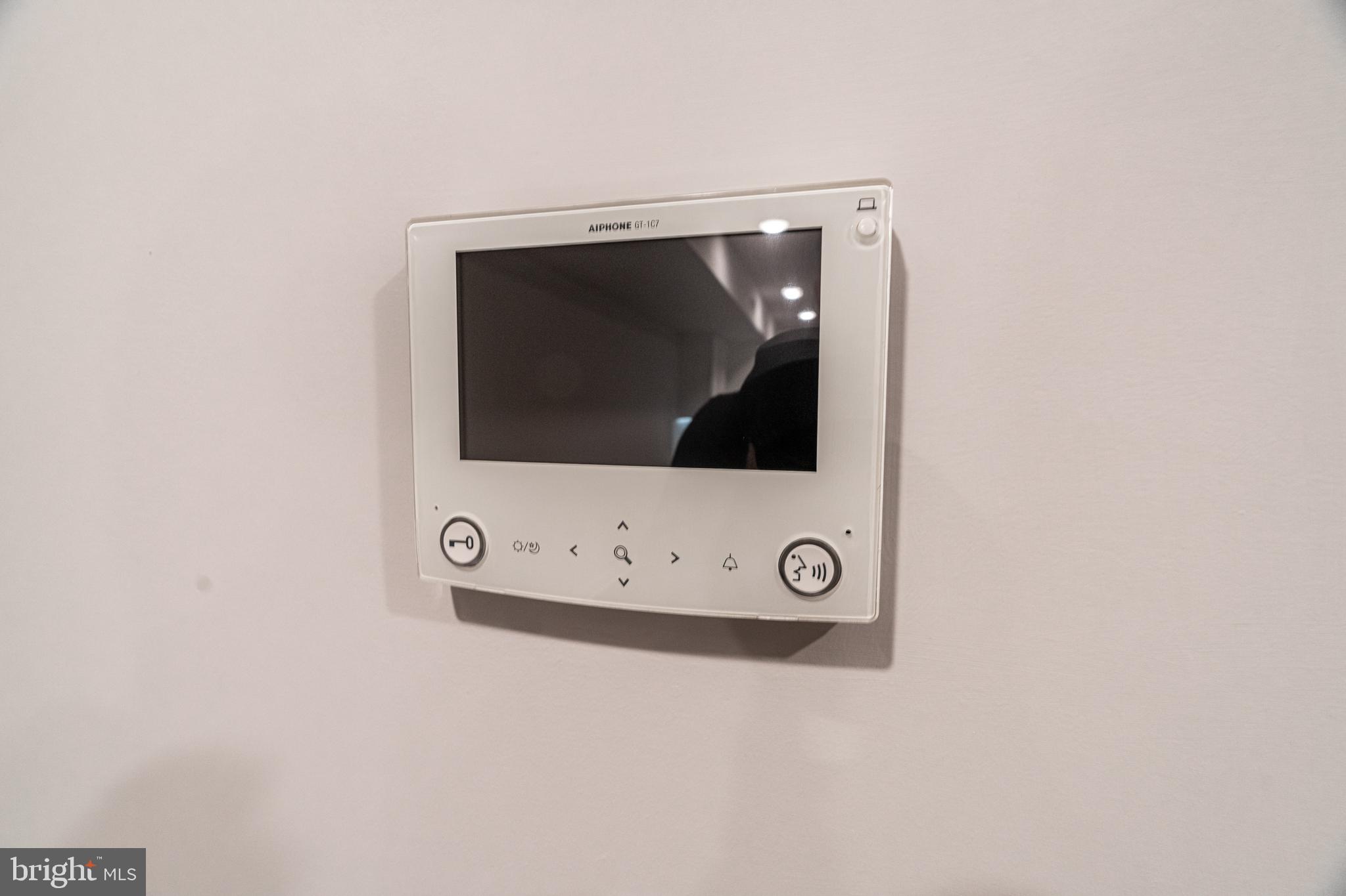 2141 CHRISTIAN ST #3