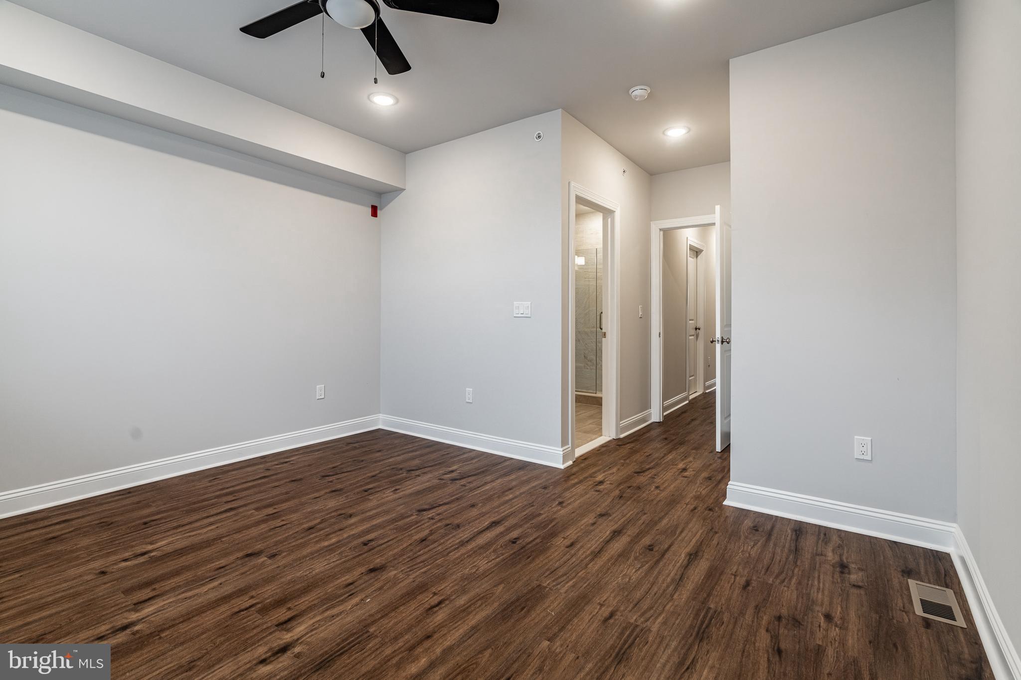 2141 CHRISTIAN ST #3