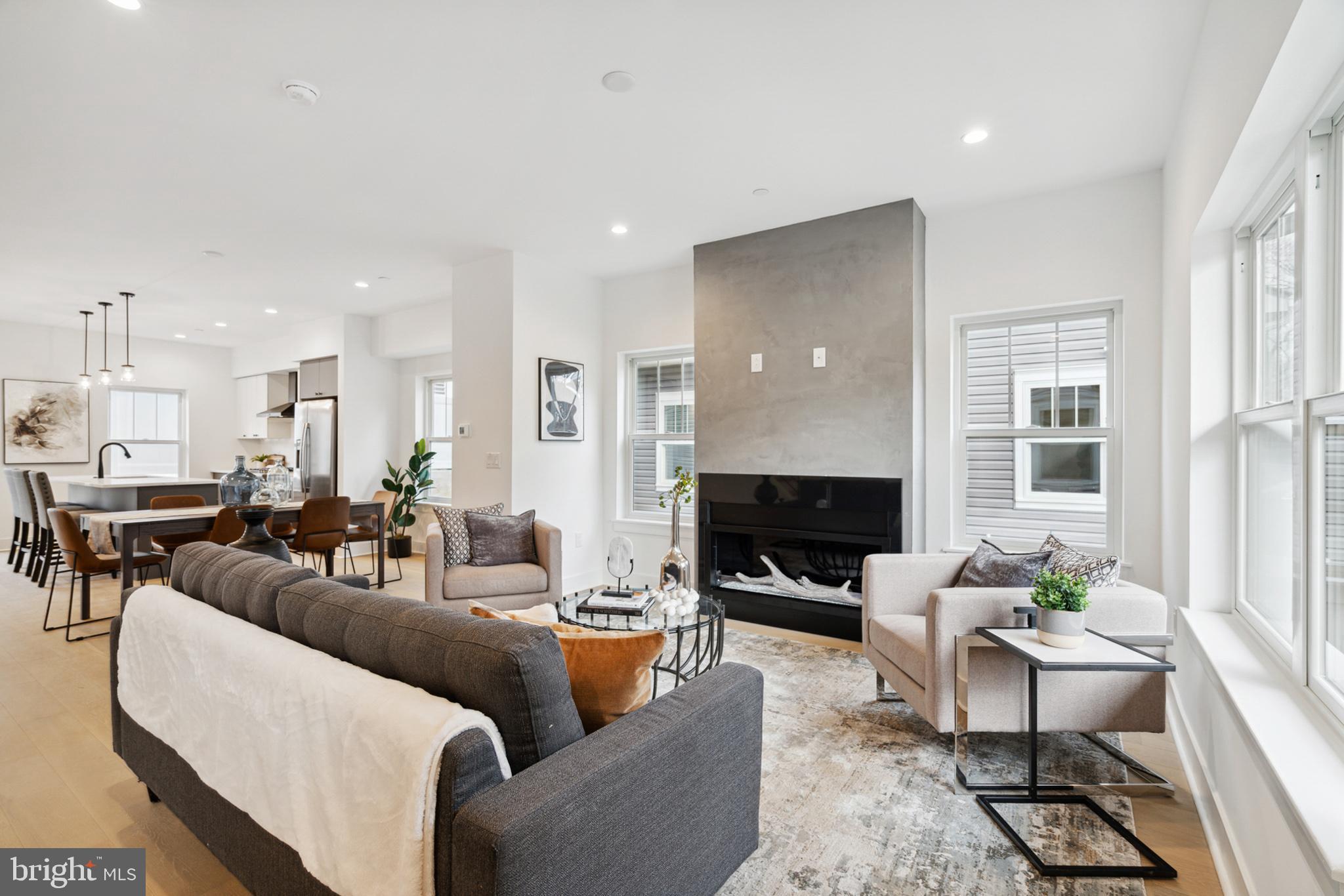 3600 Grant Ave #2