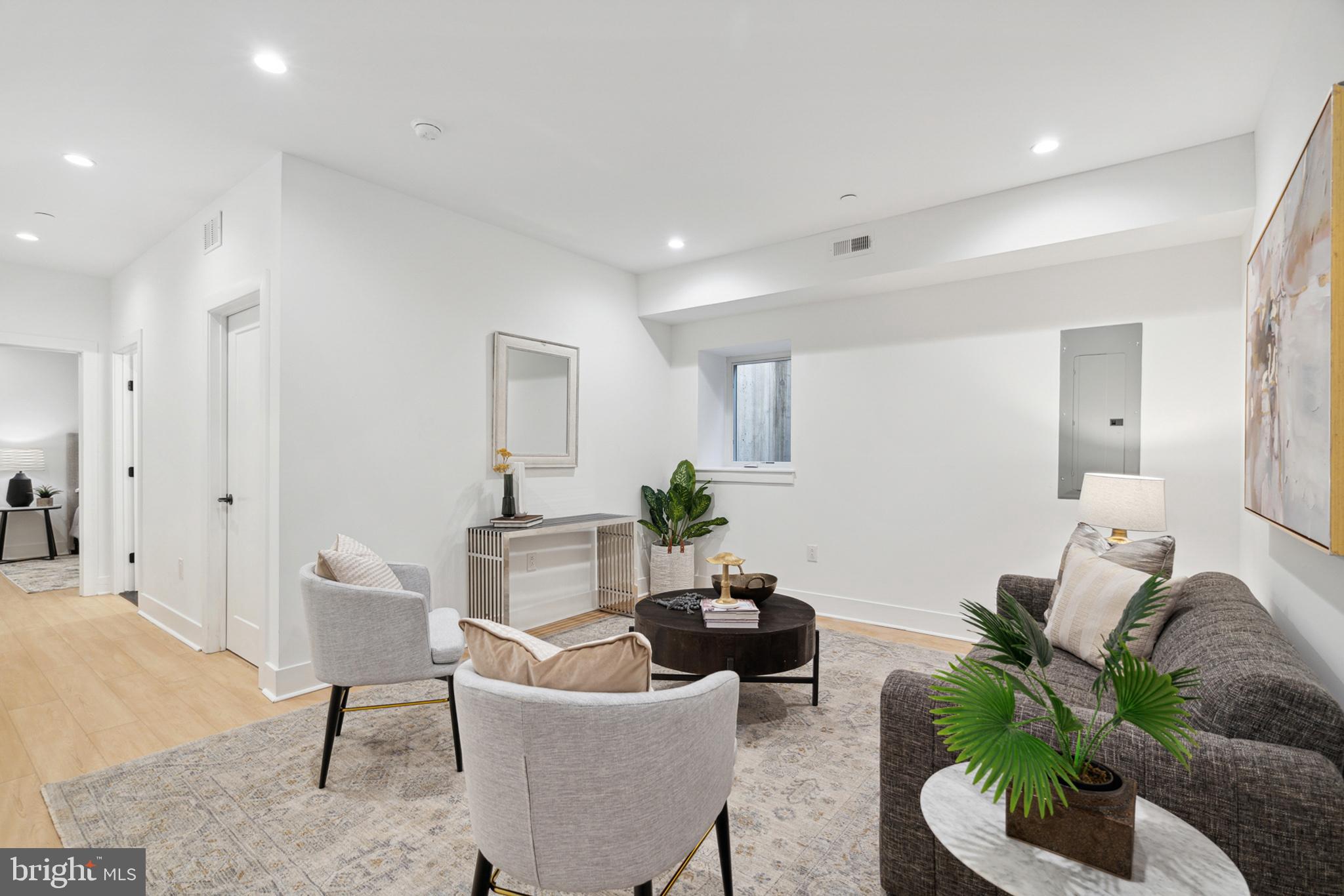 3600 Grant Ave #2