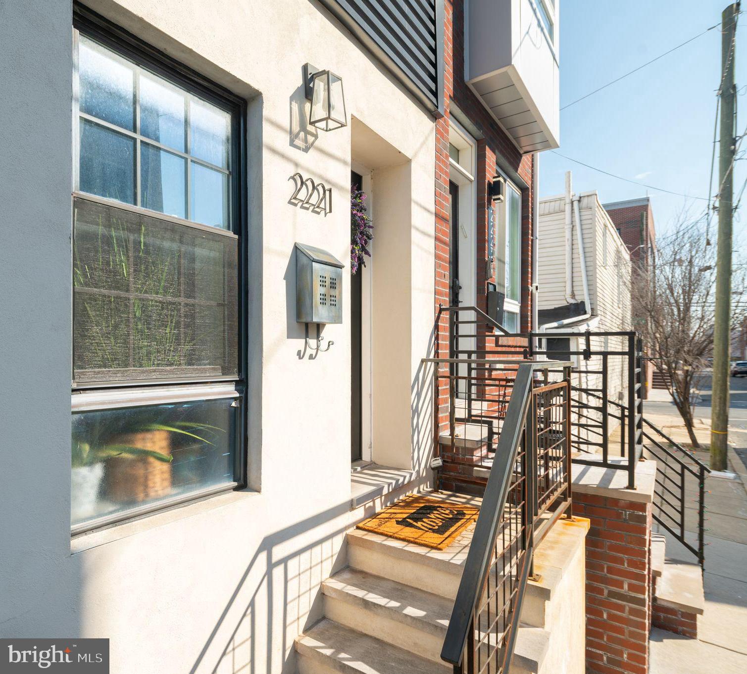 2221 E HAROLD STREET