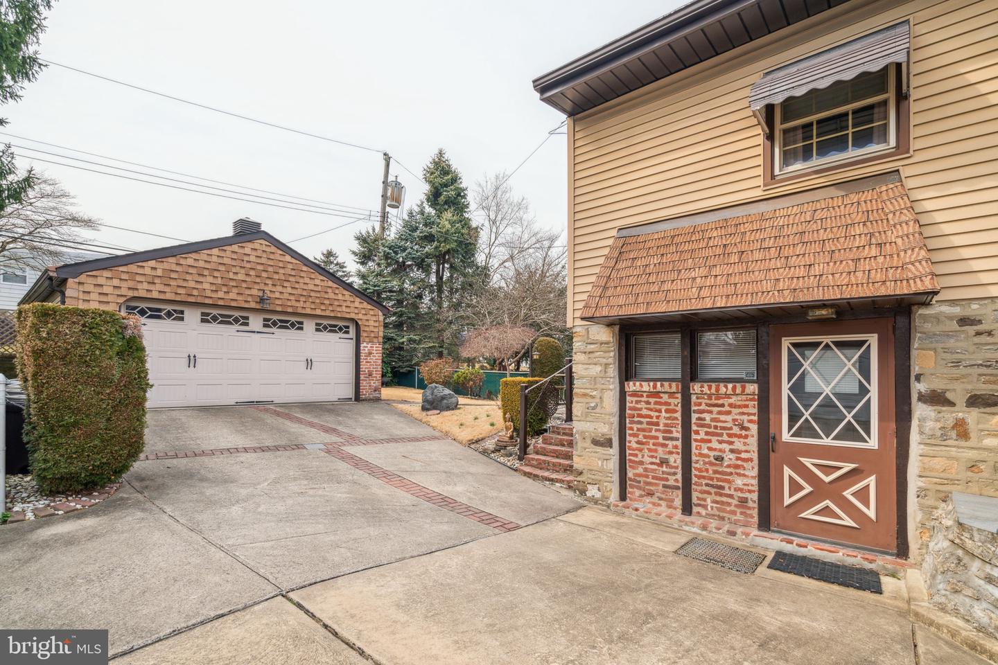 1040 Grant Ave