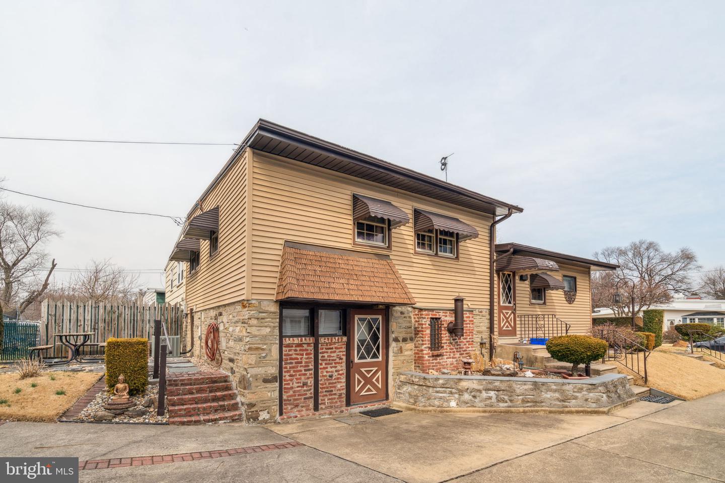 1040 Grant Ave