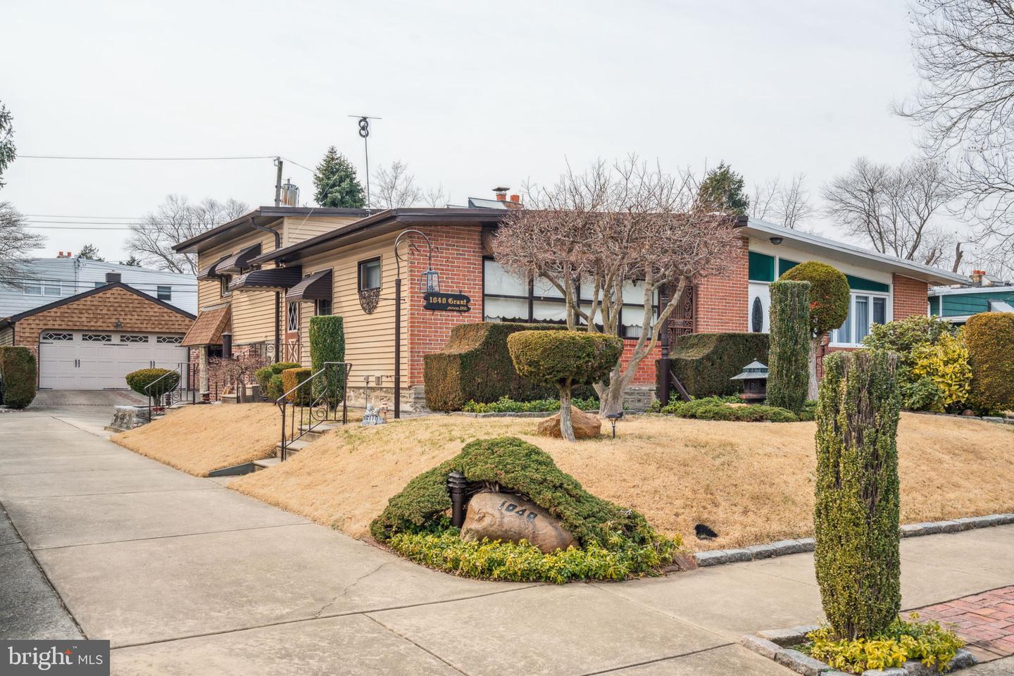 1040 Grant Ave