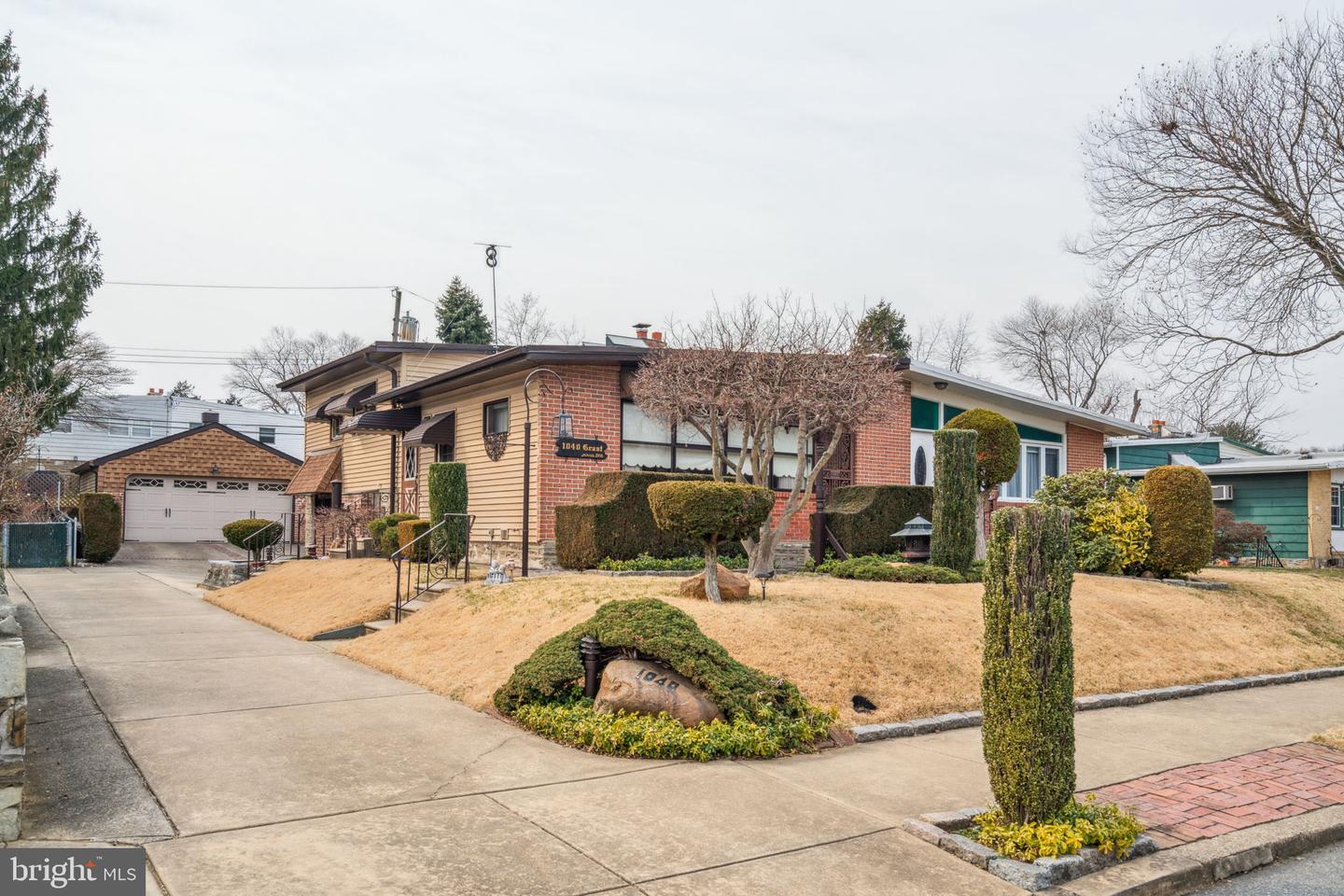 1040 Grant Ave