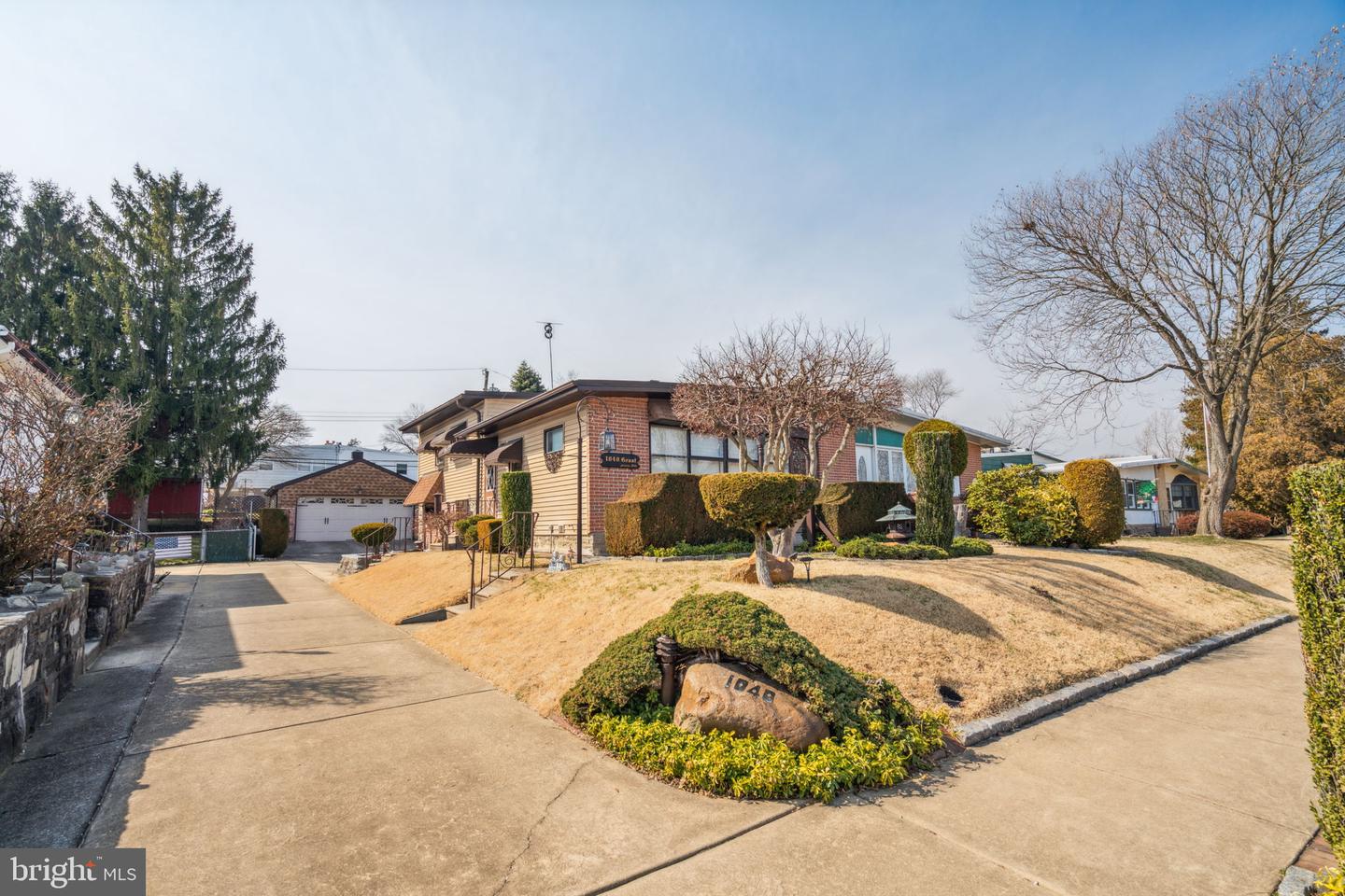 1040 Grant Ave