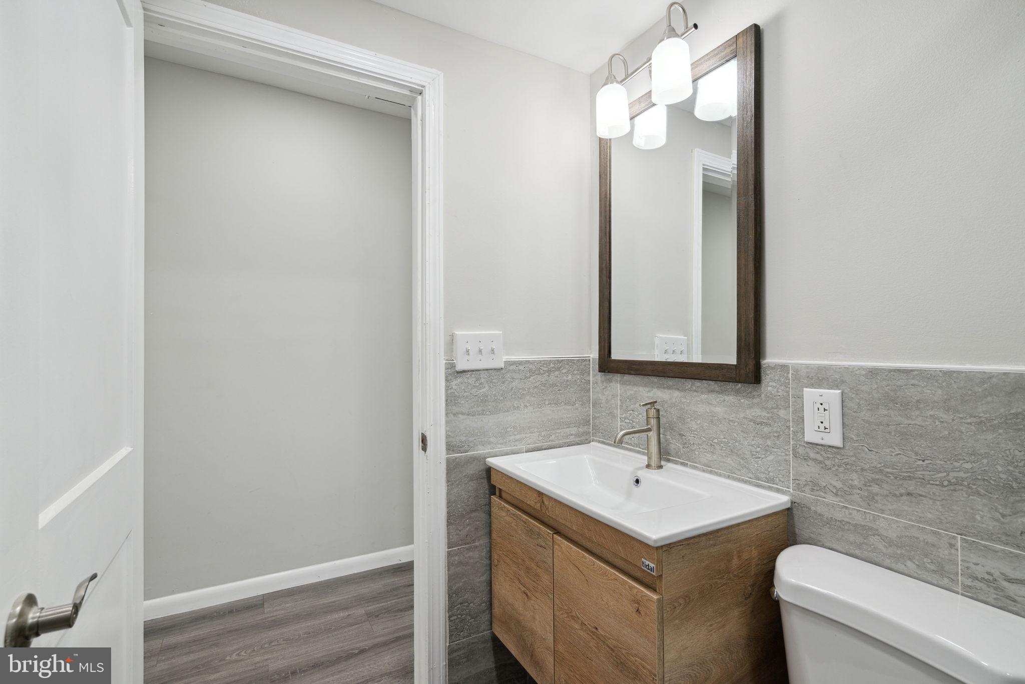 175-77 W GIRARD AVE #2