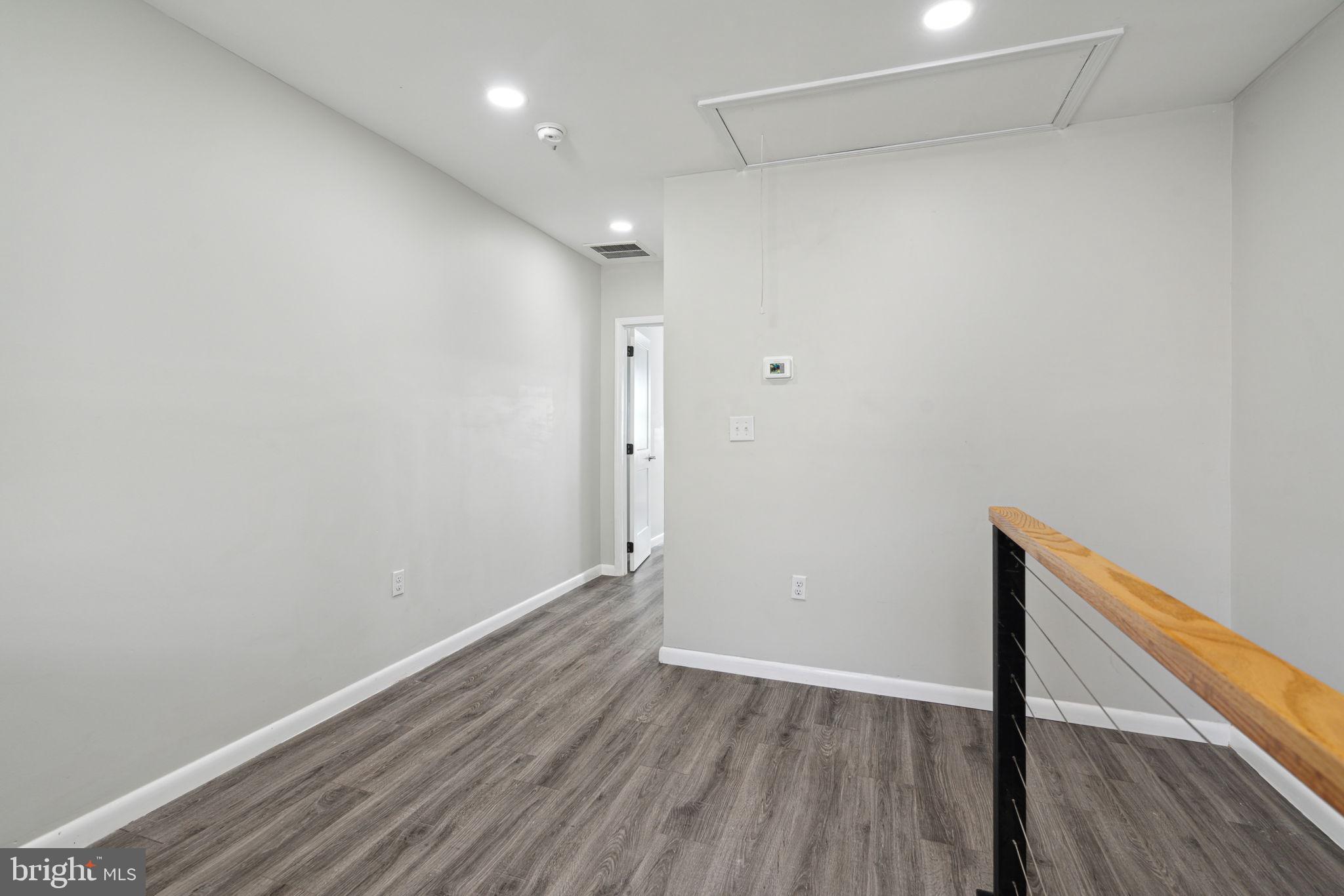 175-77 W GIRARD AVE #2