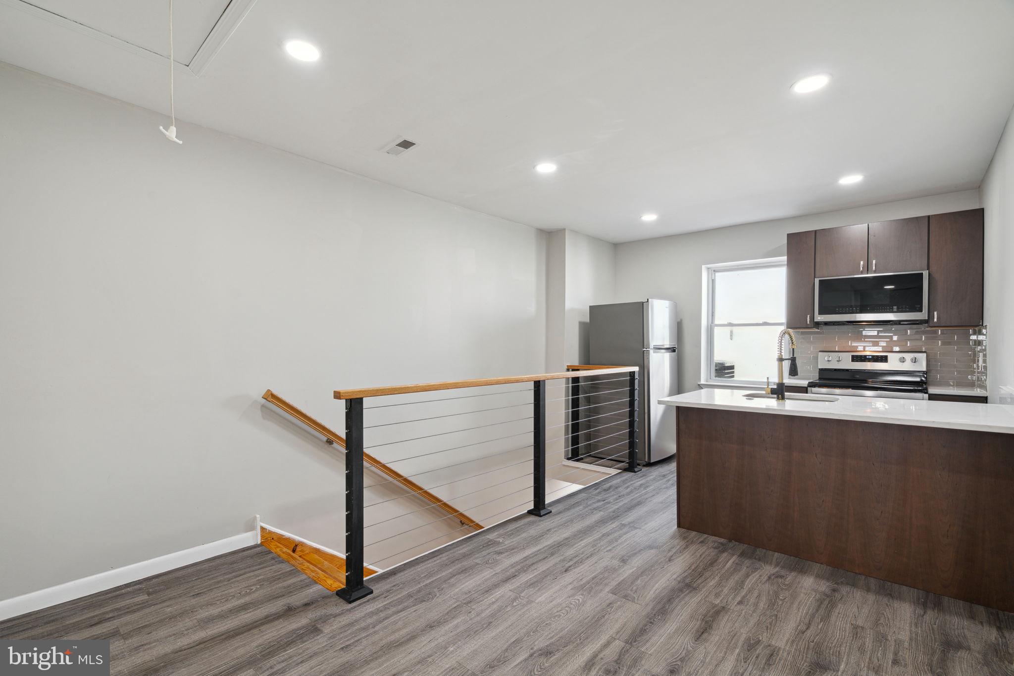 175-77 W GIRARD AVE #2