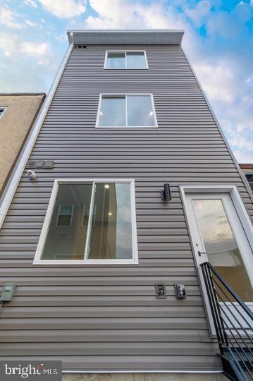 2022 N 3RD ST #1