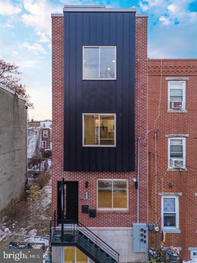 2022 N 3RD ST #2