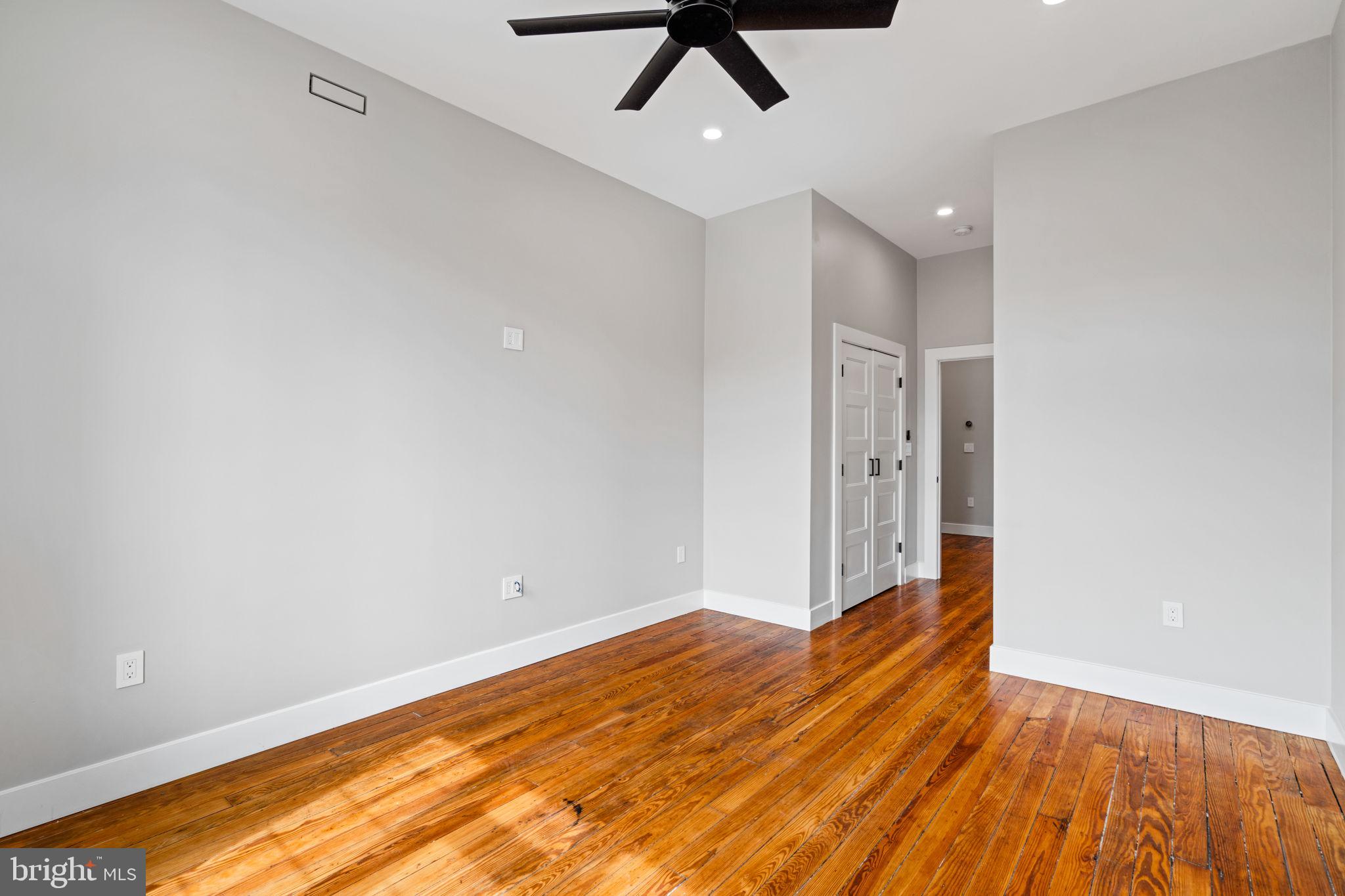 515 Emily St