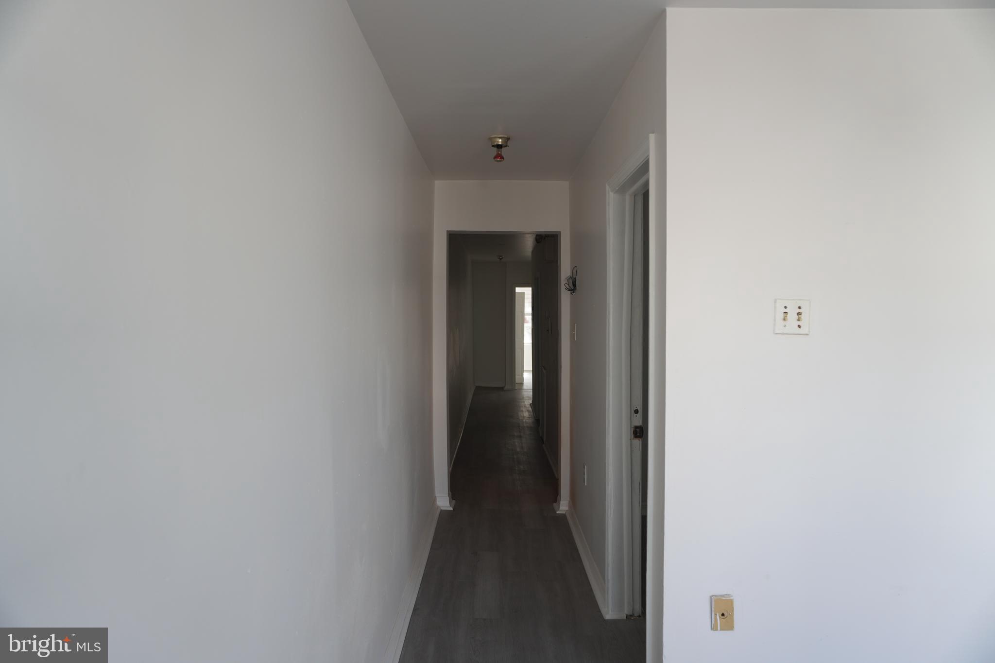 122 W SHARPNACK ST #2