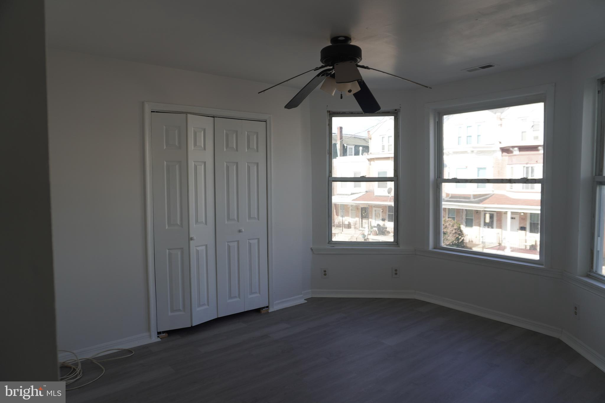 122 W SHARPNACK ST #2