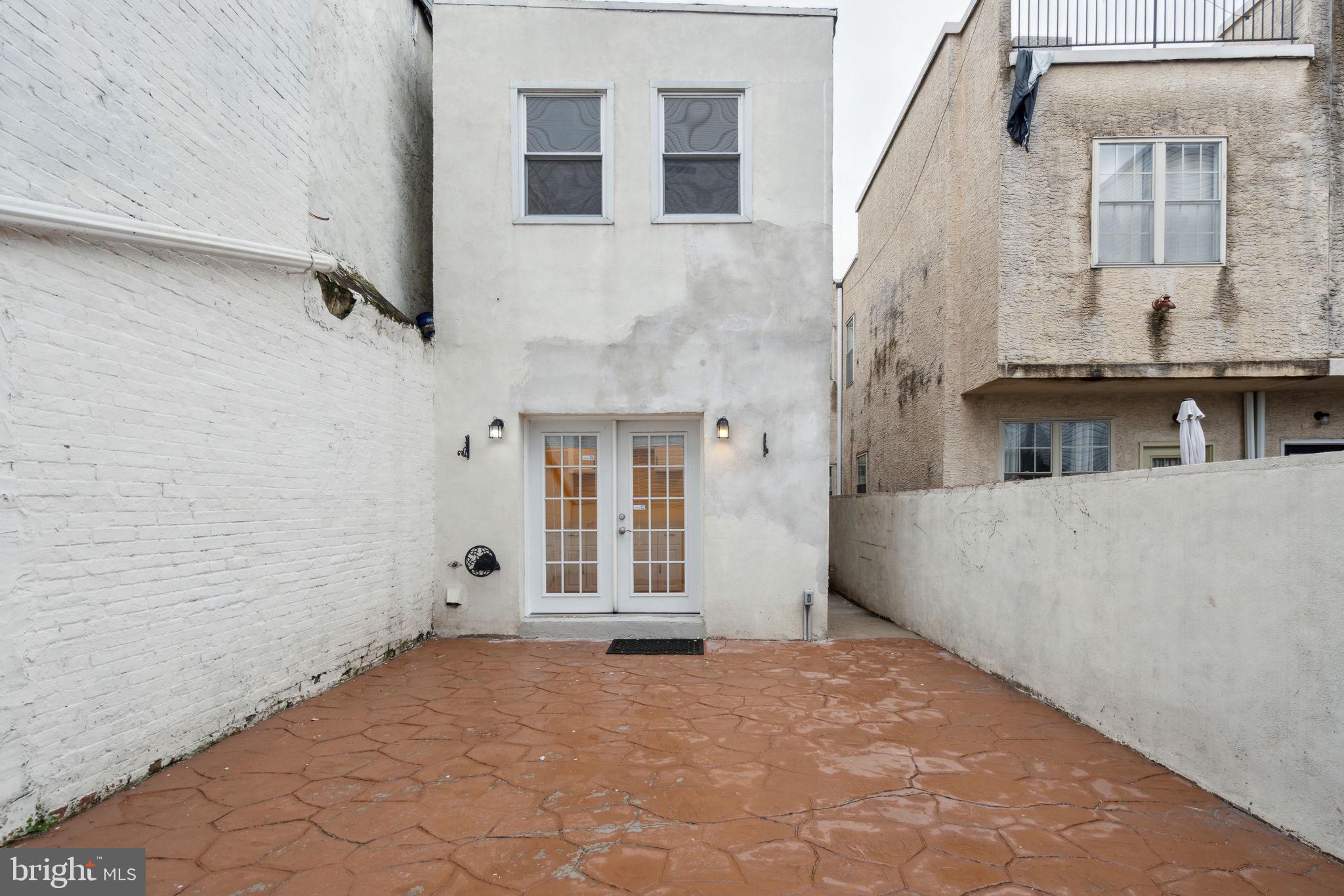 1265 S 22nd St