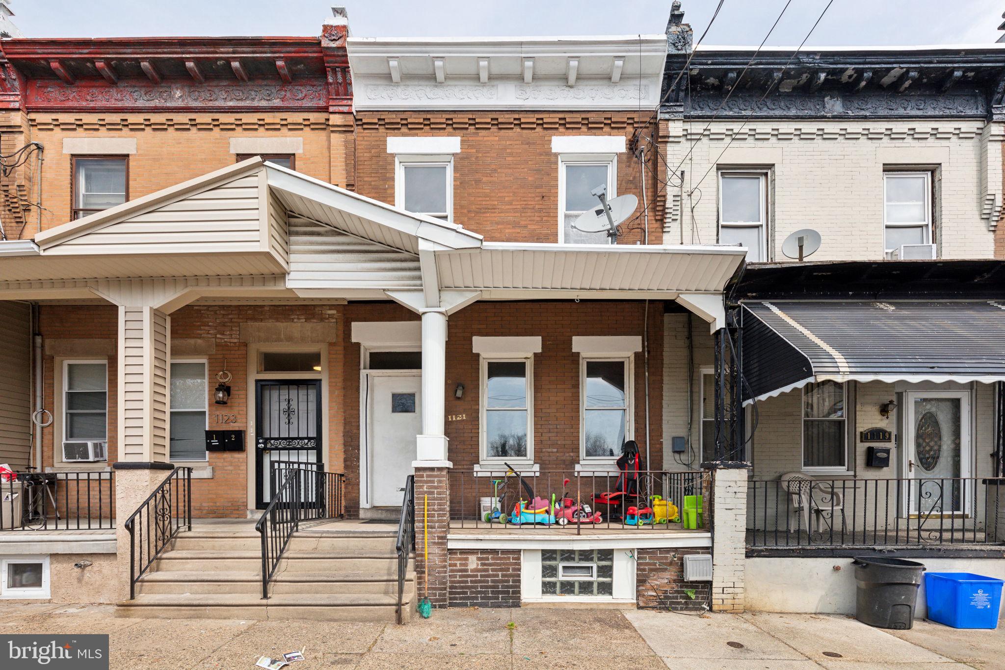 1121 W Indiana Ave