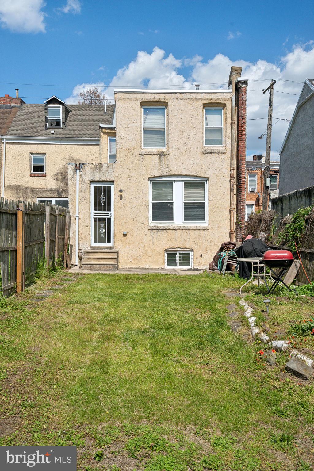 1506 Adams Ave