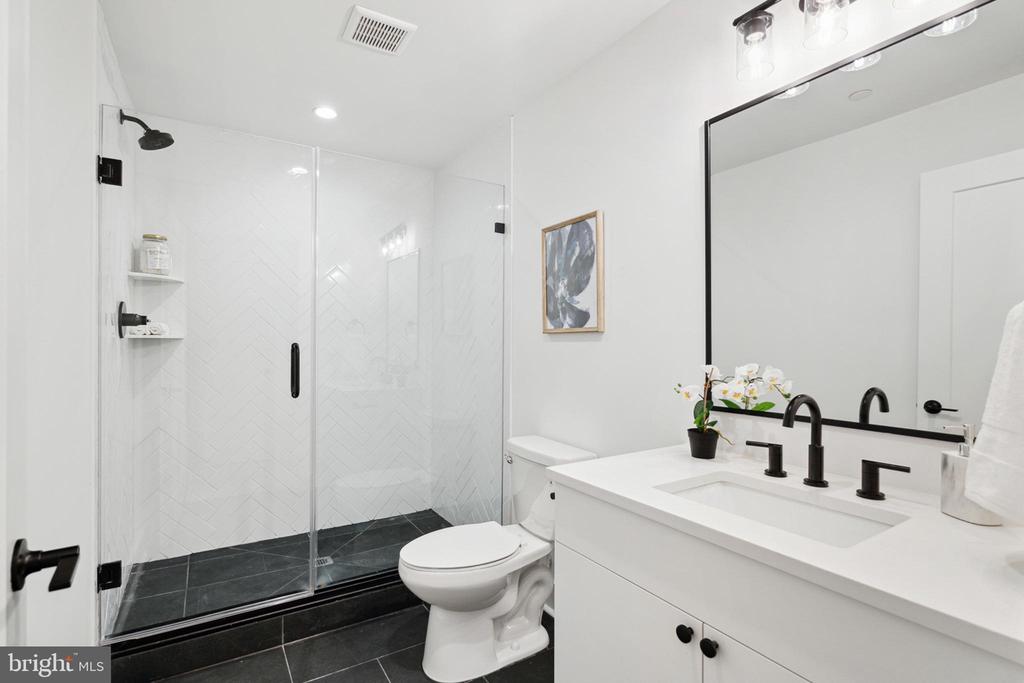 3600 Grant Ave #1