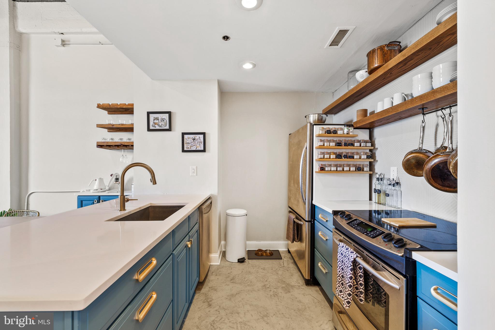 315 NEW ST #517
