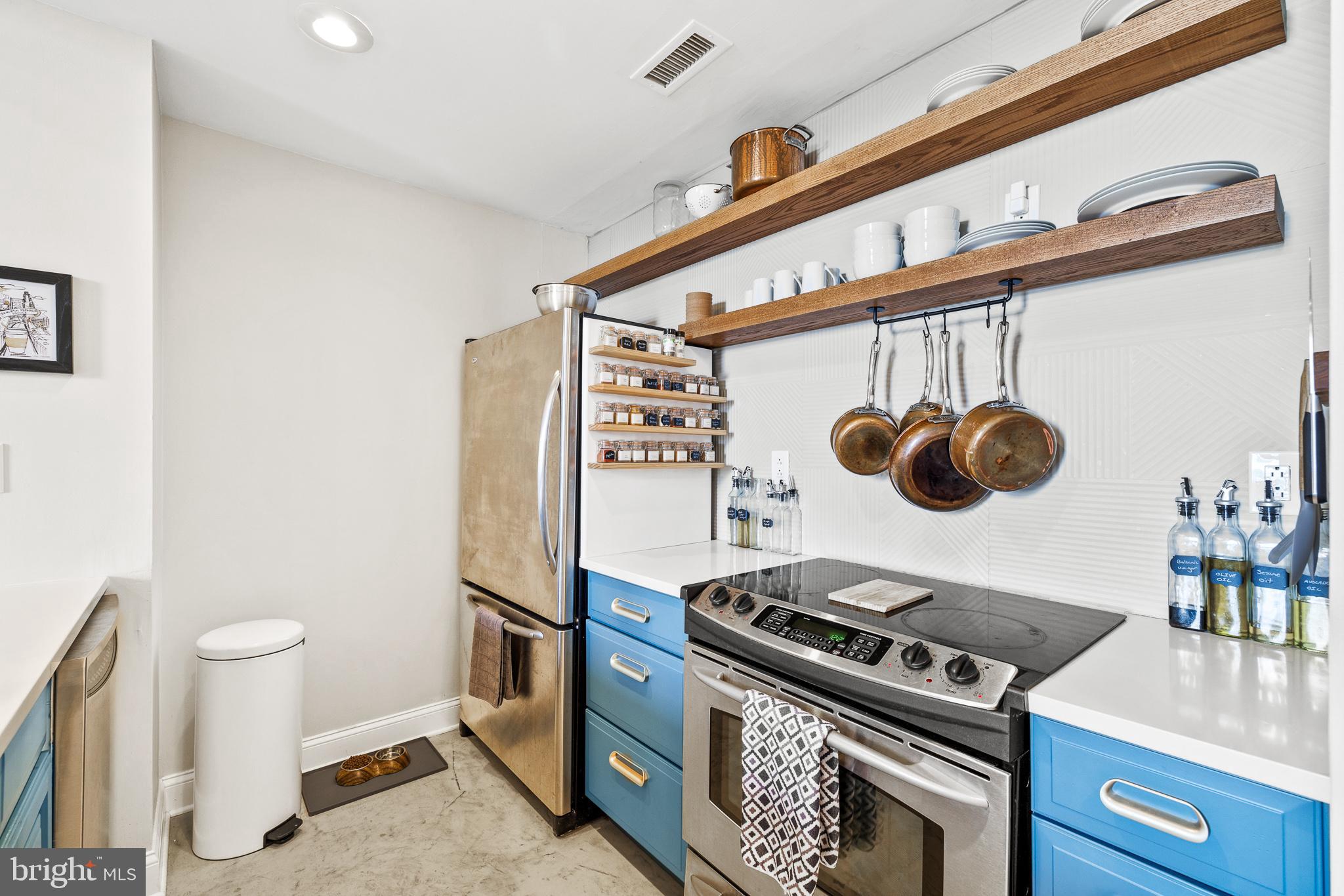 315 NEW ST #517