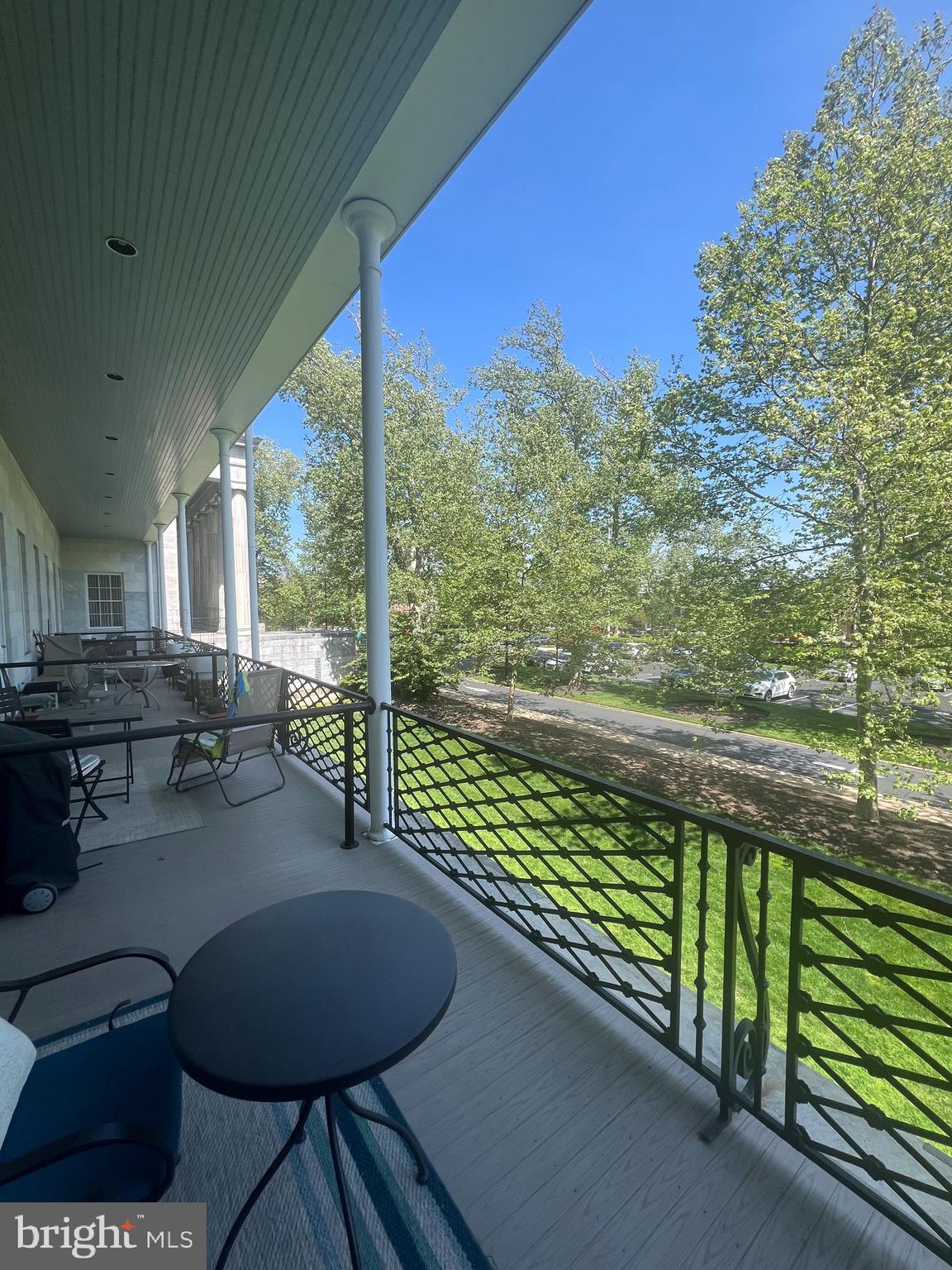 1 ACADEMY CIR #203