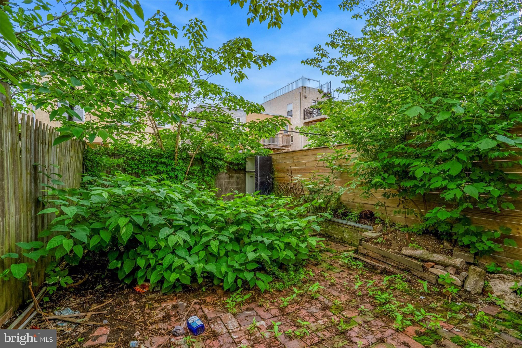 2231 FEDERAL STREET