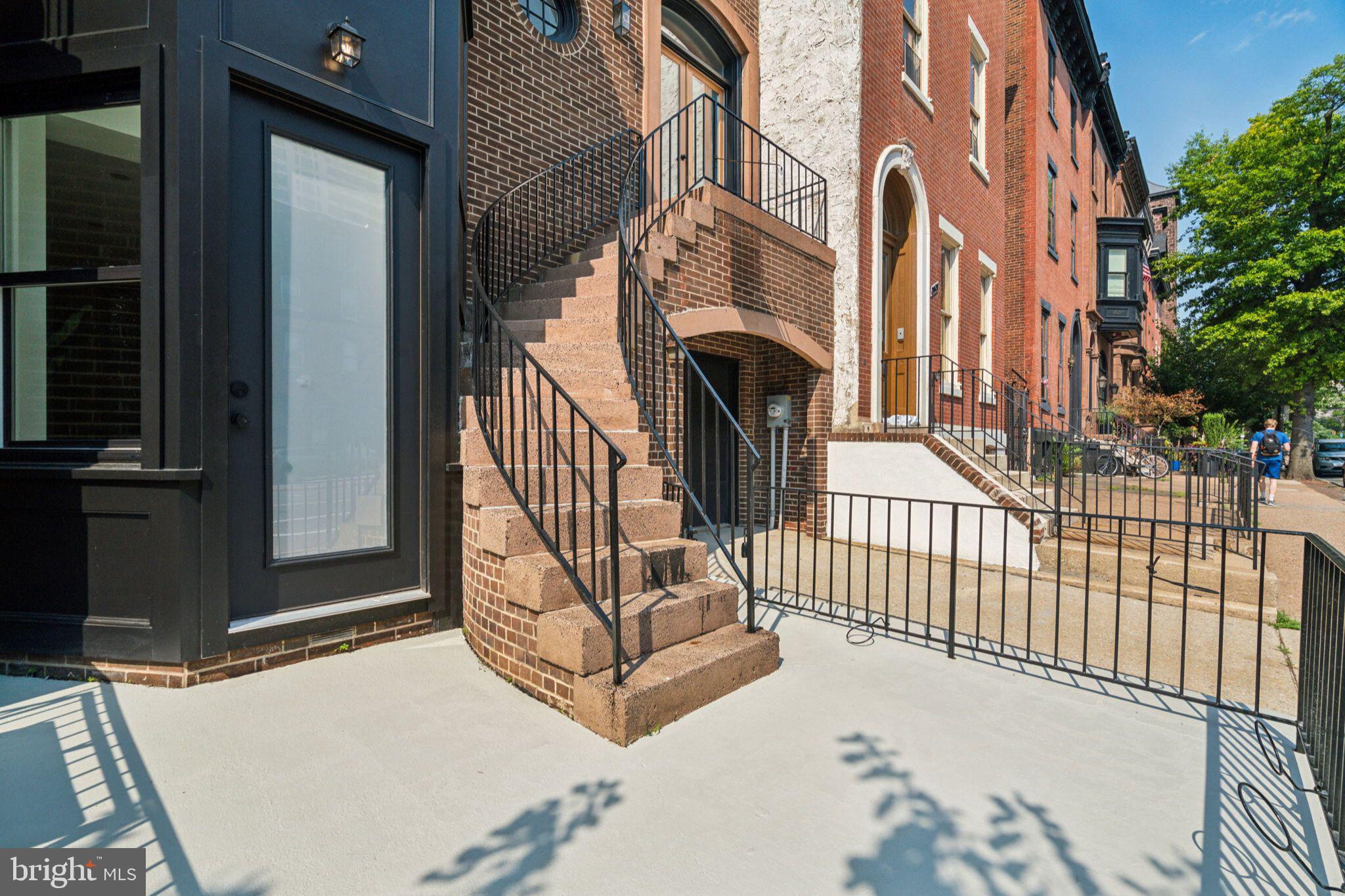 2023 Spring Garden St